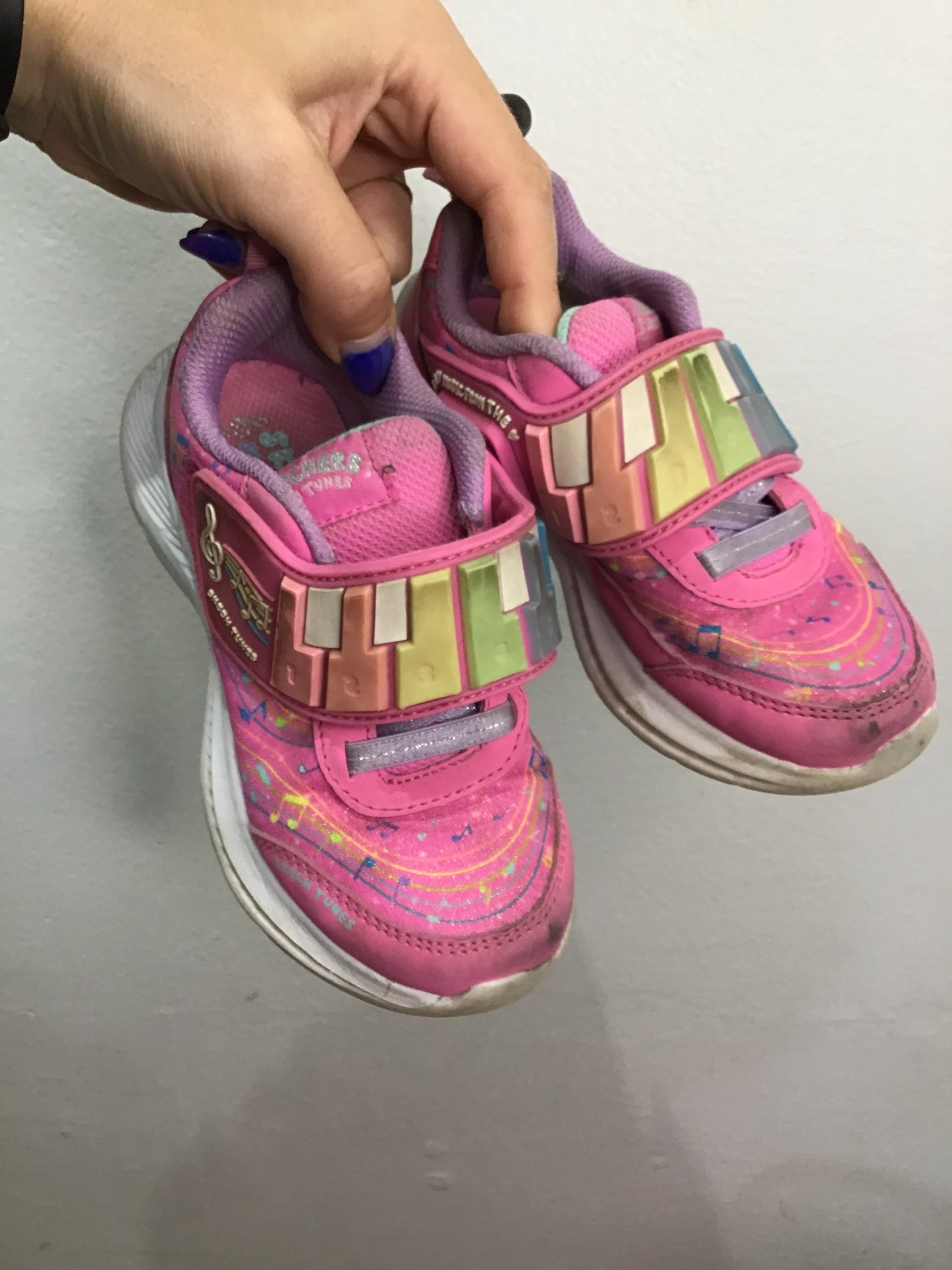C11 Skech tunes piano-shoes