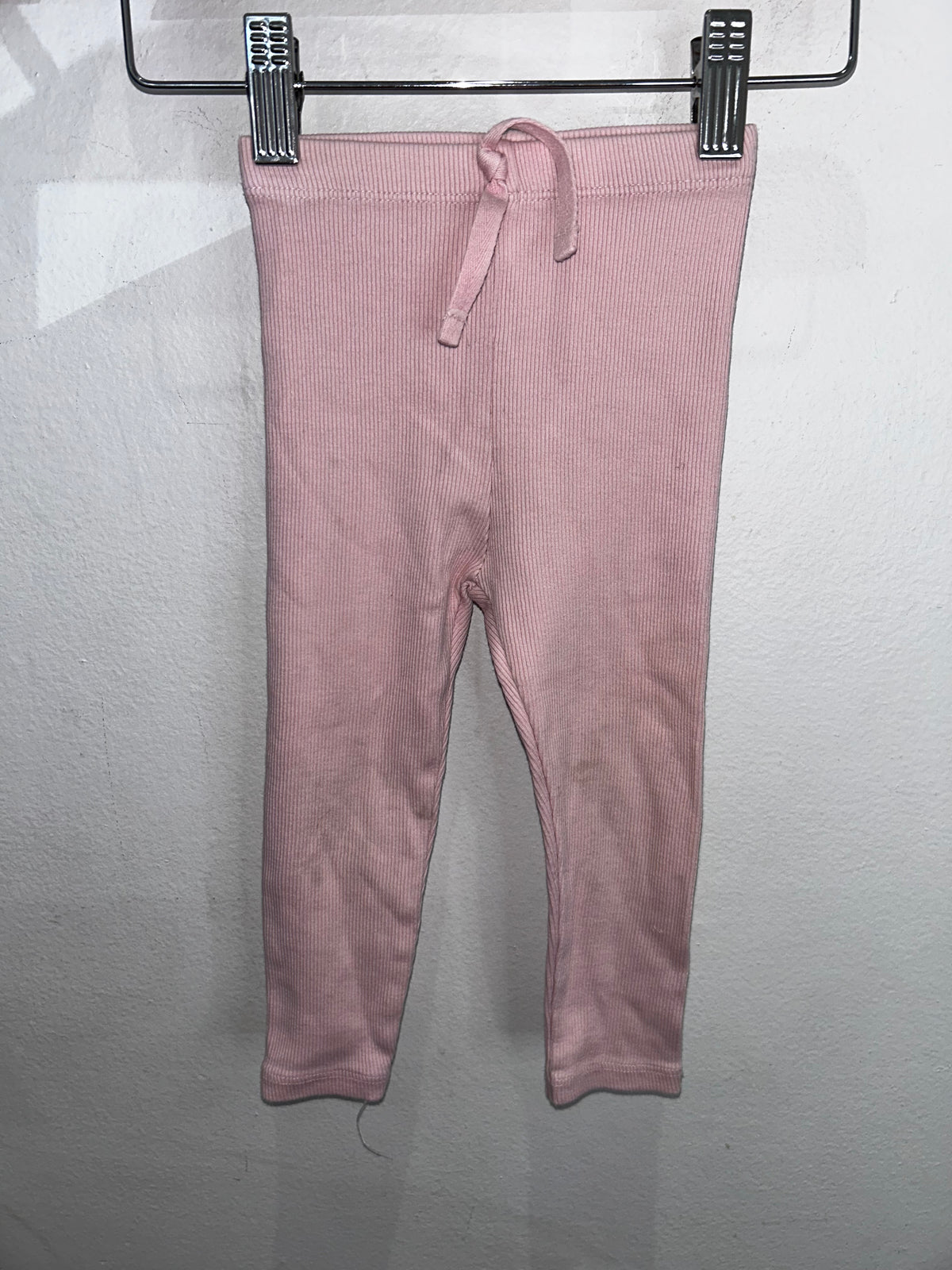Light pink ribbed pants 12-18m