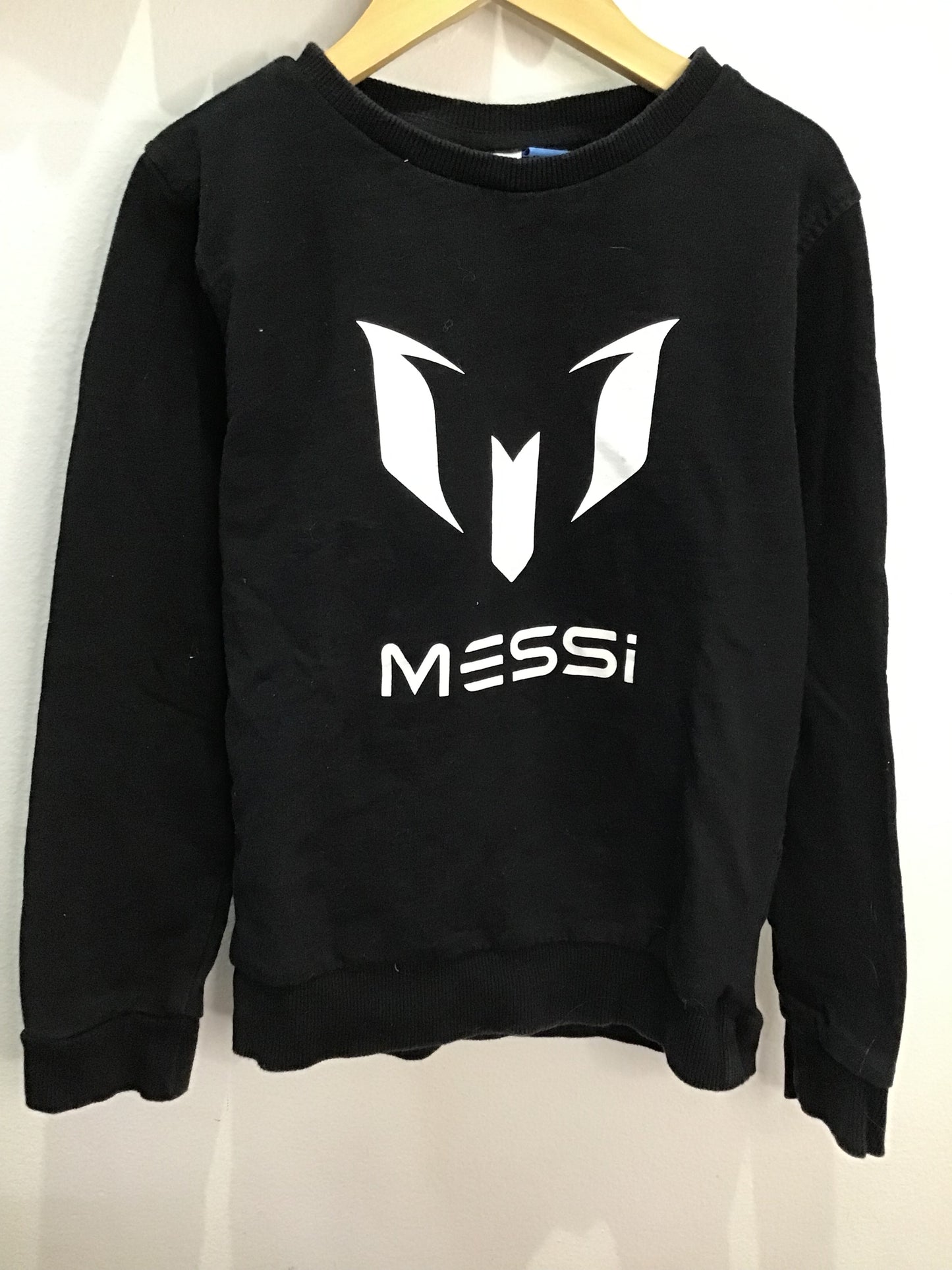 Black Messi pullover 6y