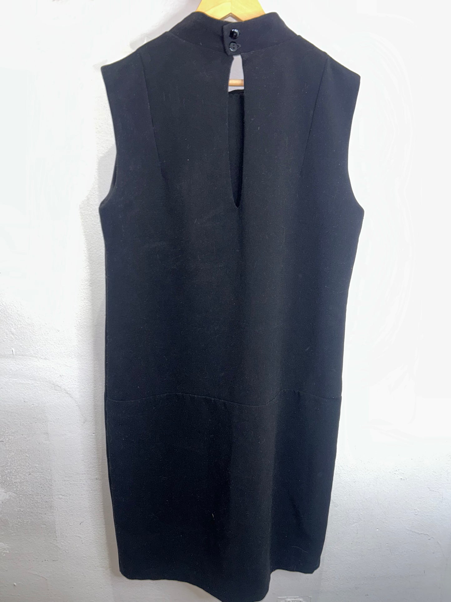 Valerie Dumaine black shift dress- adult S