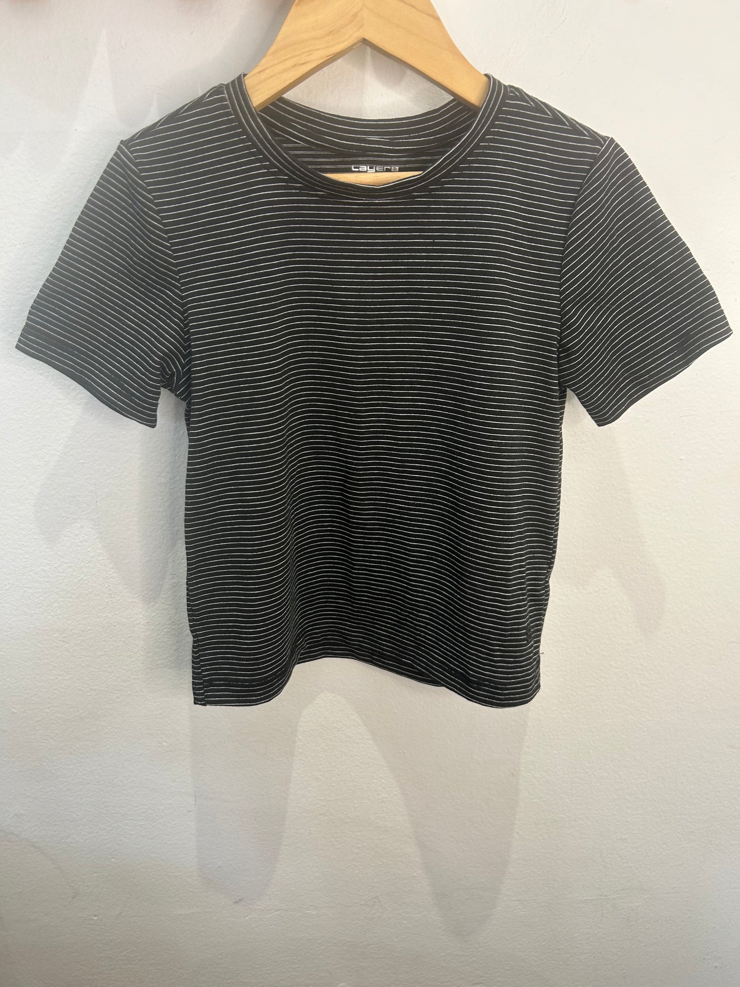 Black striped tee 4y