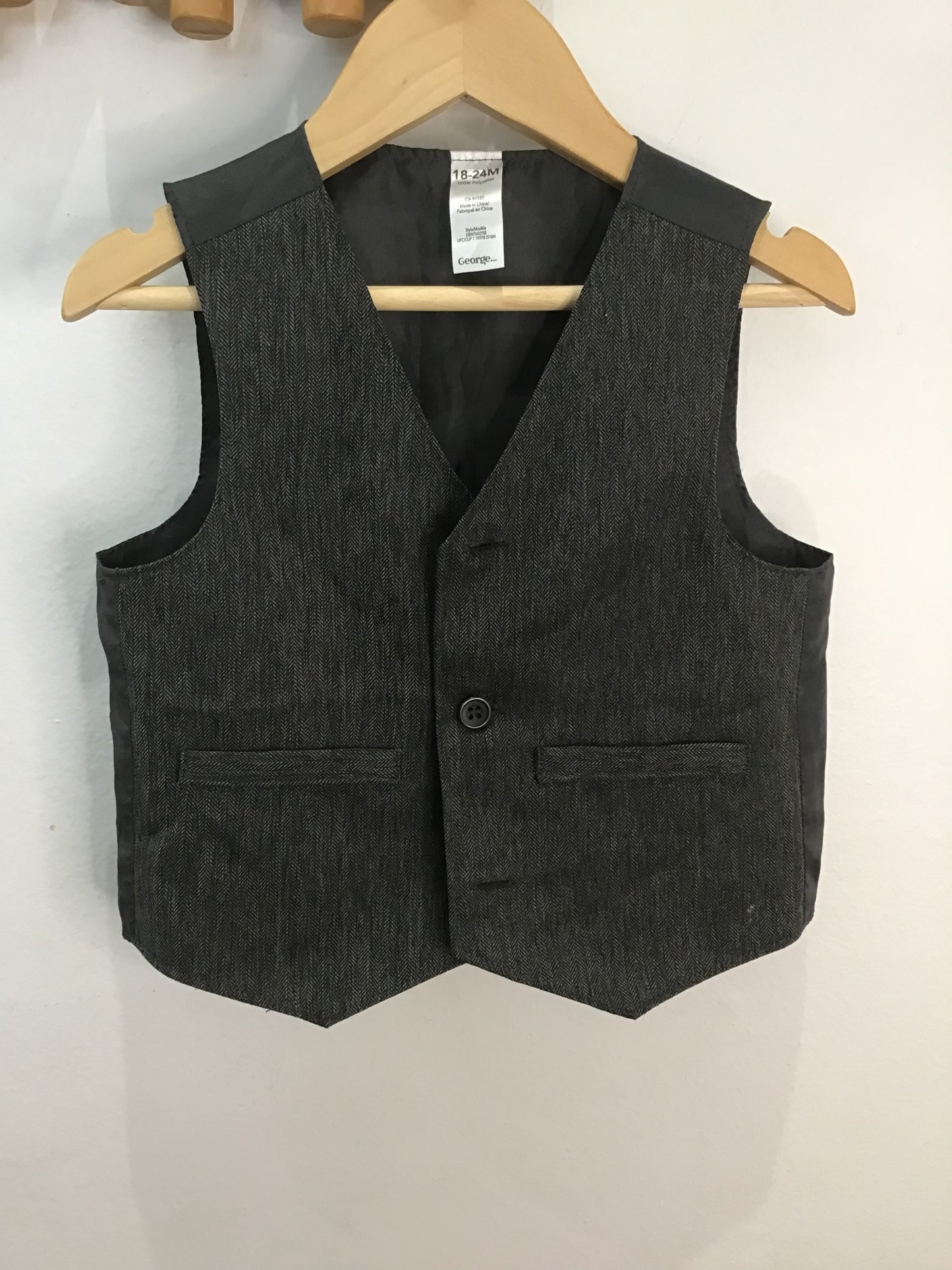 Grey fancy vest 18-24m