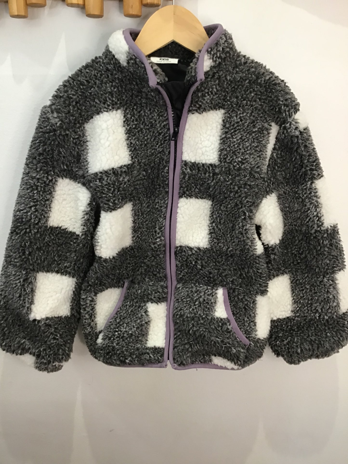 Furry grey print jacket 5-6y