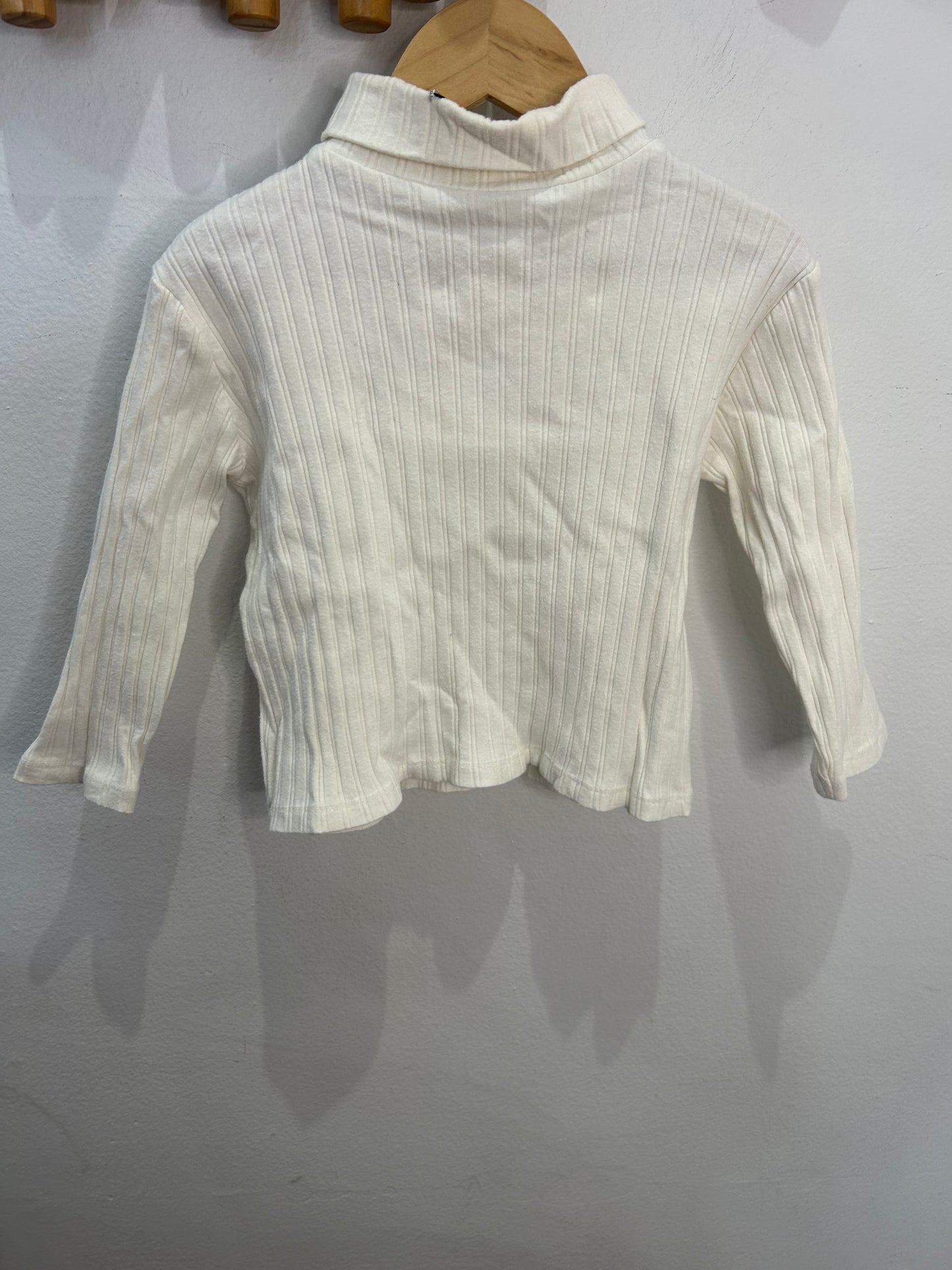 White ribbed mockneck 12-18m