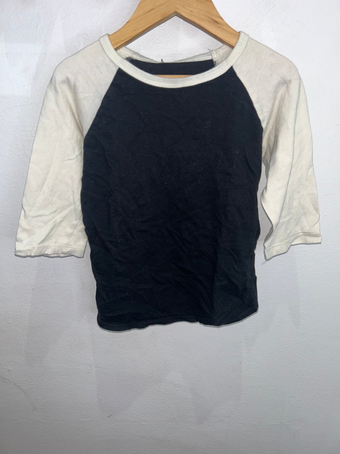 Minimioche black baseball tee 3-4y