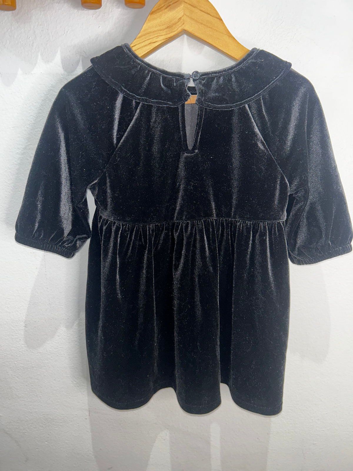 Black velvet dress 18-24m