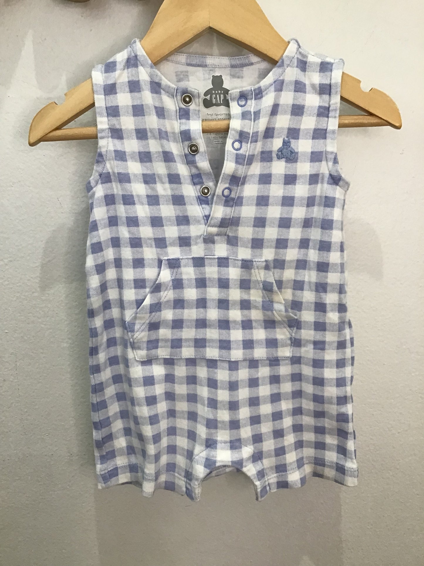 Blue checkered shorty romper 3-6m