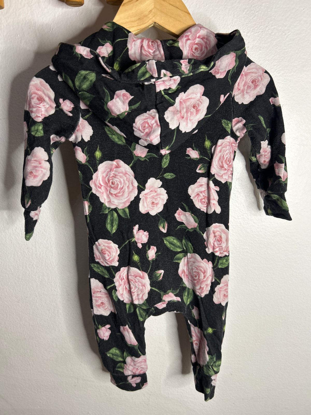 Posh Peanut roses sleeper 3-6m*