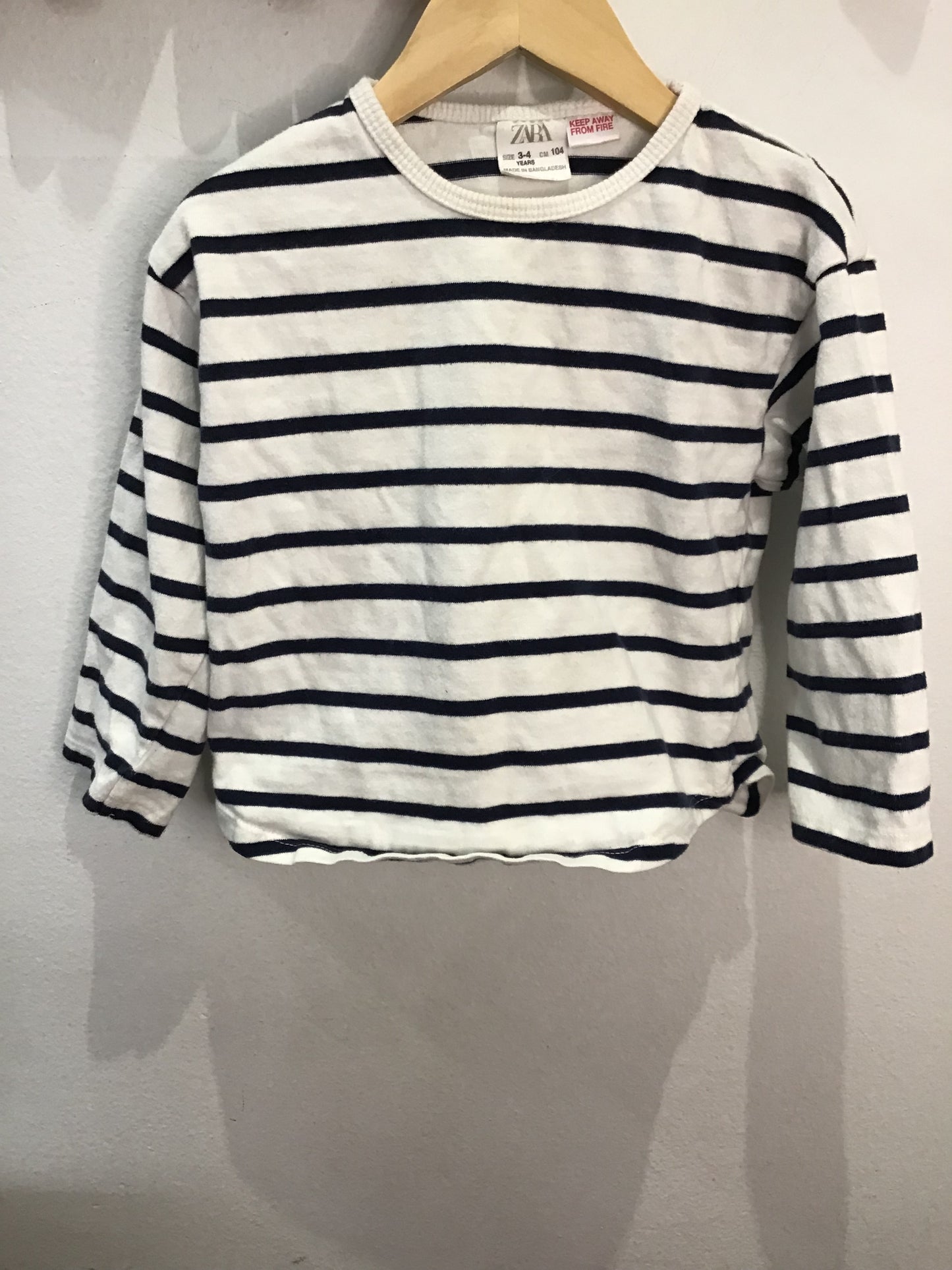 Blue stripes thick longsleeve 3-4y