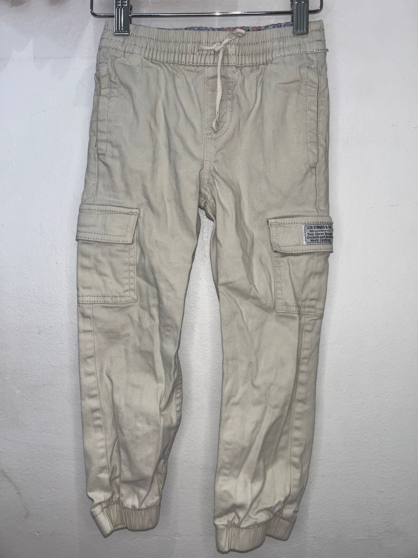 Levis cargo joggers 5y