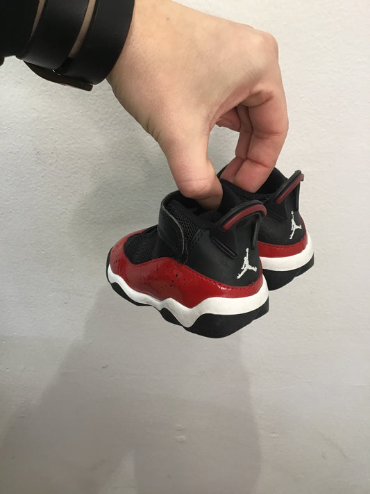 C4 Air Jordan high tops