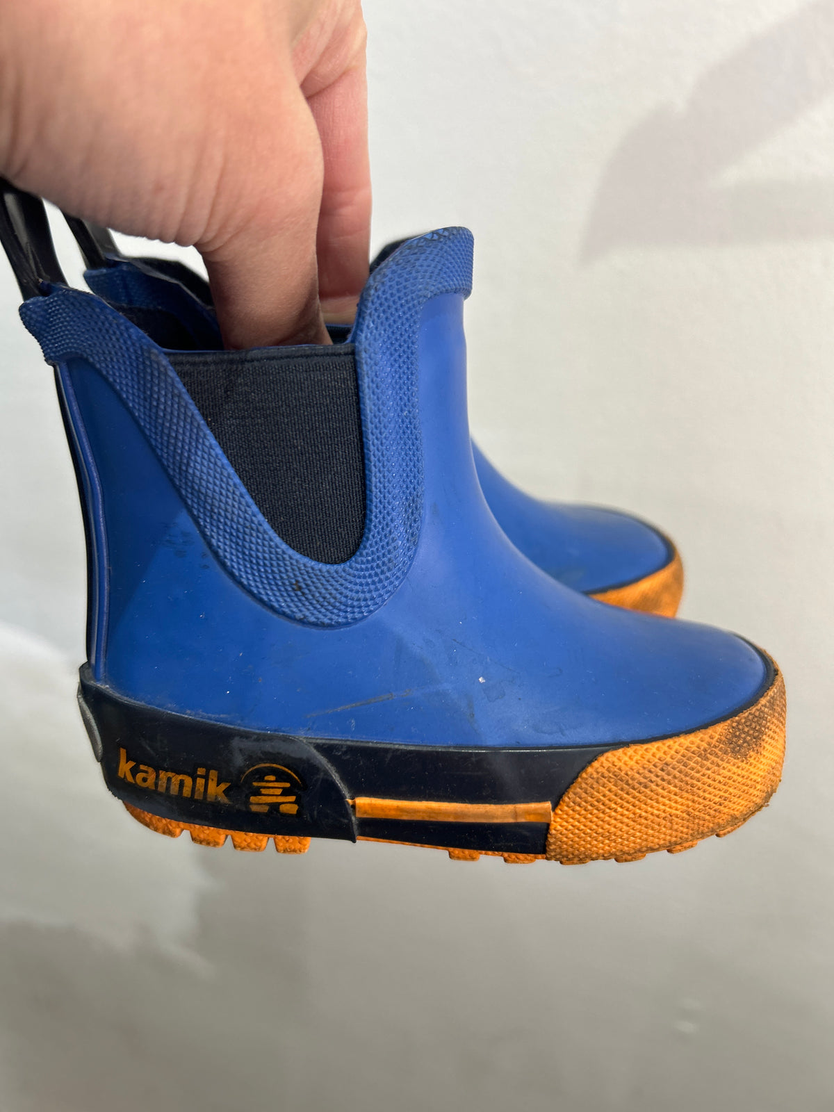 C3 blue Kamik rain boots
