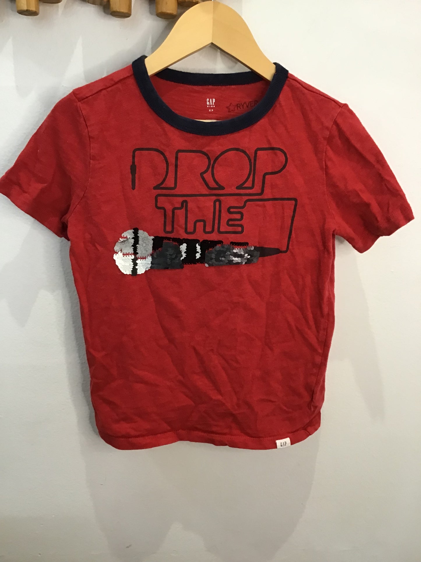 Tee drop the (sparkly) mic 6-7y