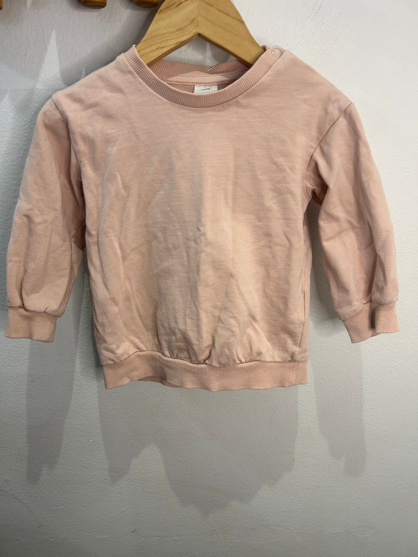 Light pink pullover 12-18m