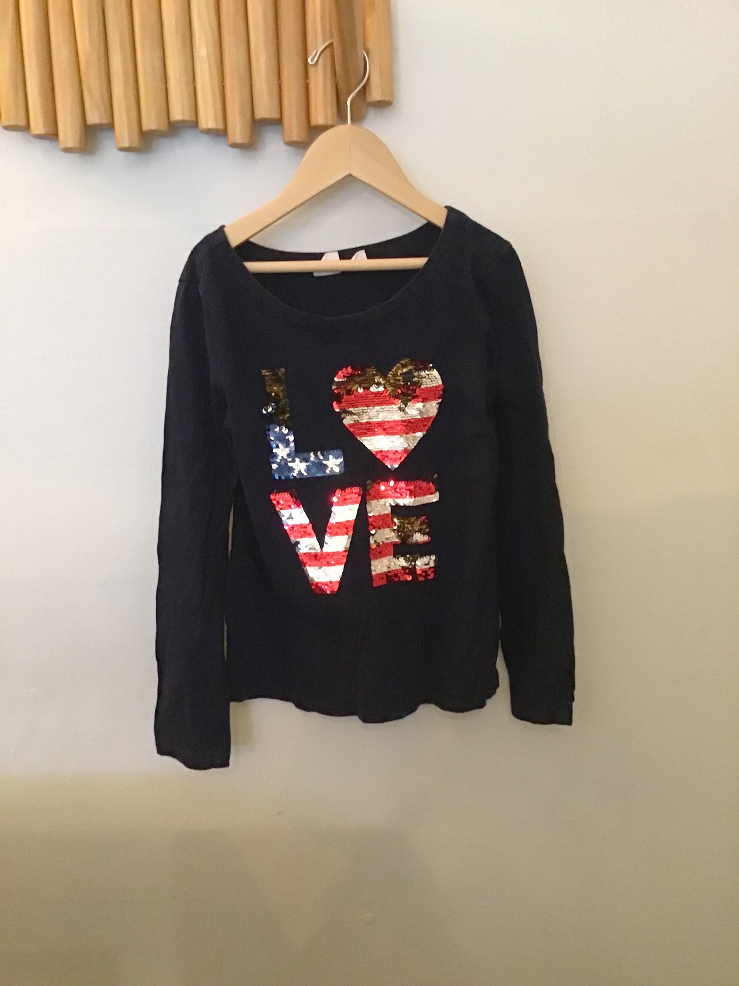 Flippy sequin love long sleeve 10y