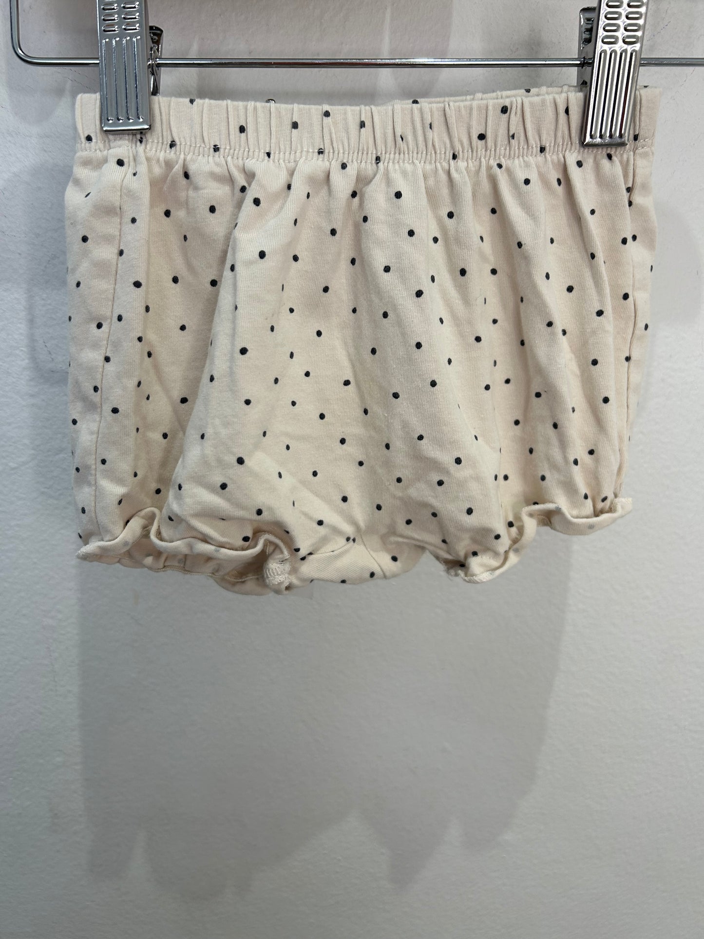 Two pack dots shorts 6-9m