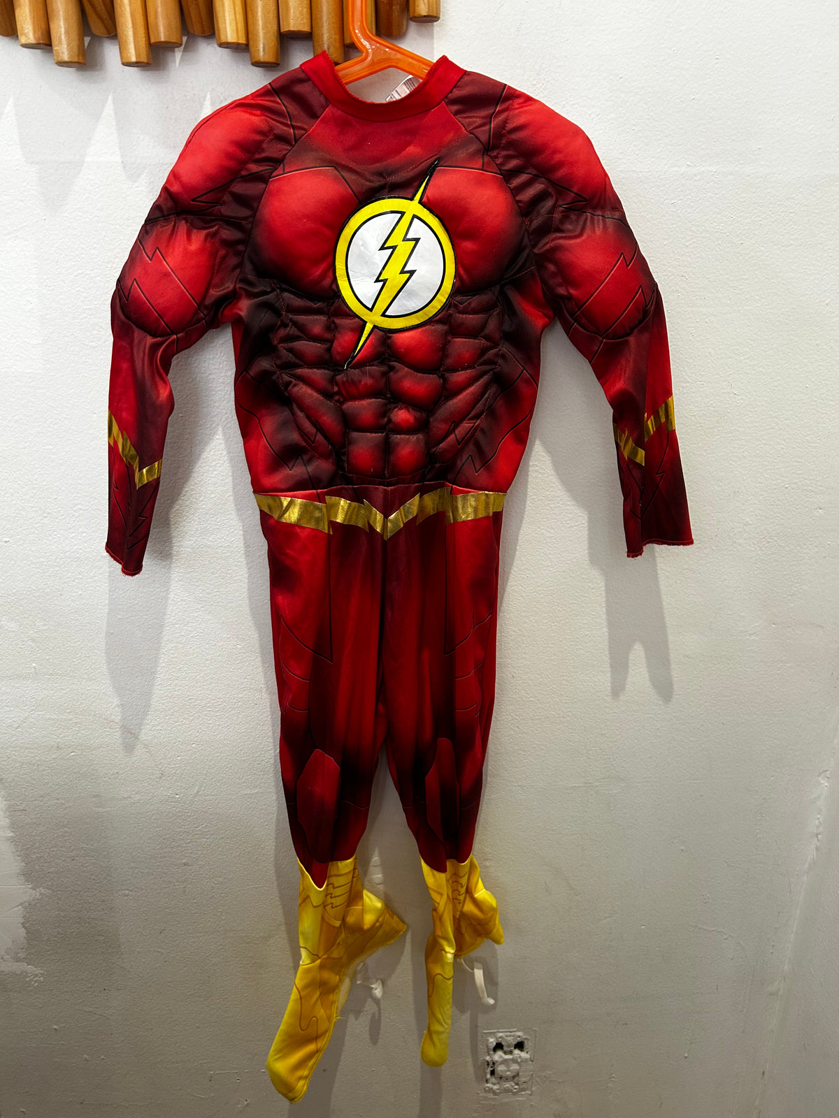 Flash costume 6-8y