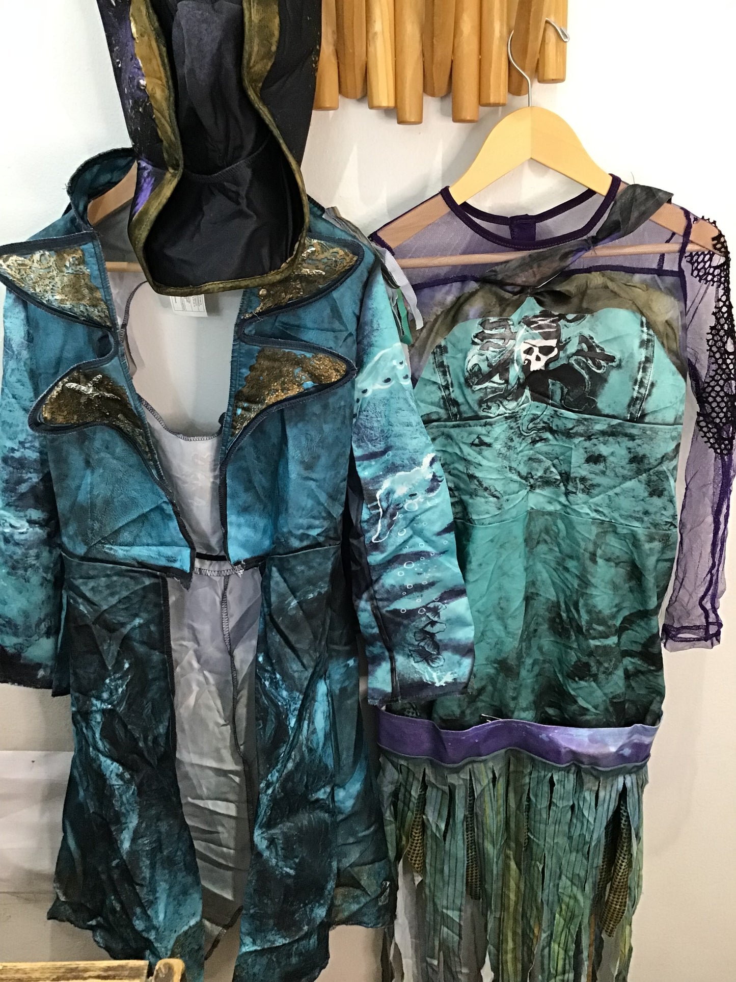 Descendants Uma costume 7-8y (can also work for Pirate)