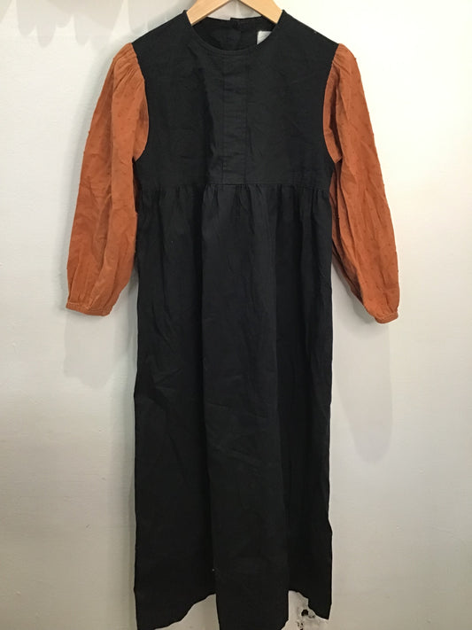 Dress Vue Marelle black midi 8y