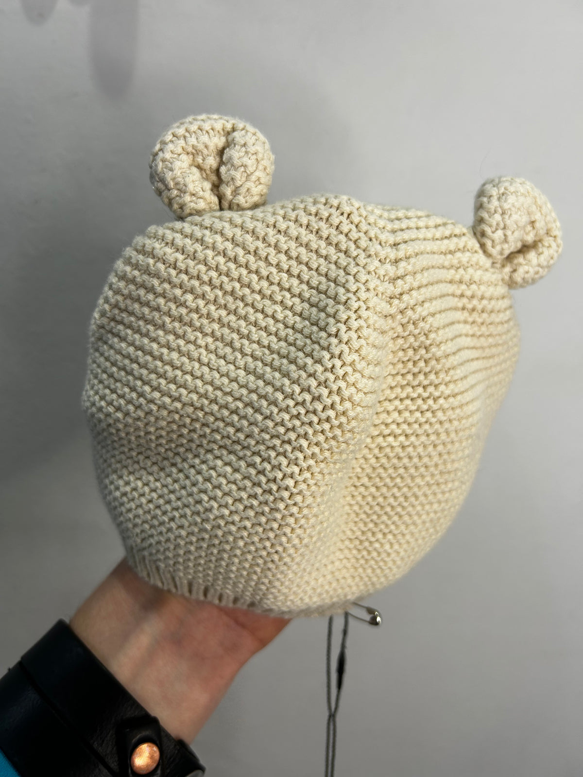 Cream brannan hat 6-12m