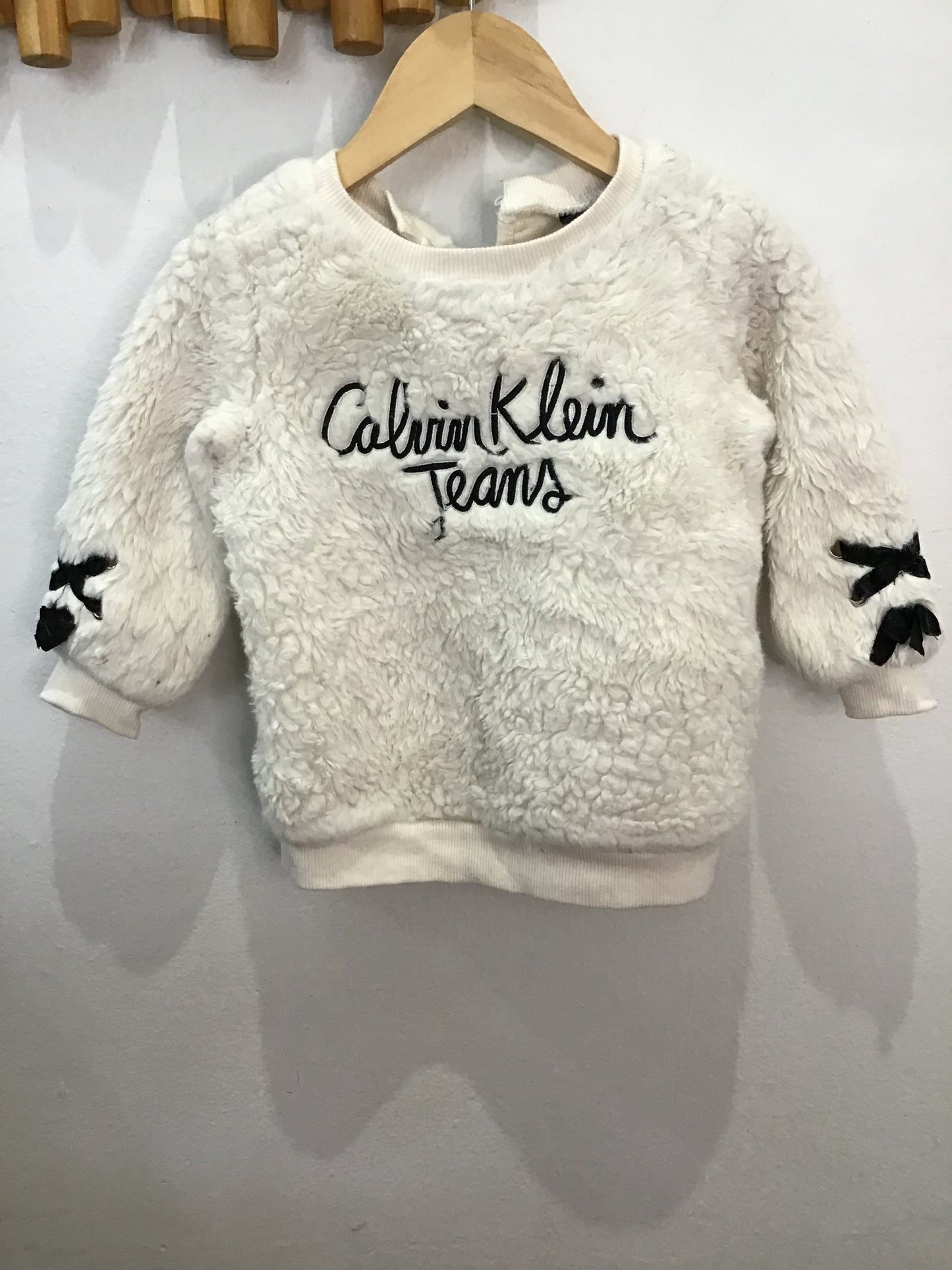 Furry CK pullover 18m