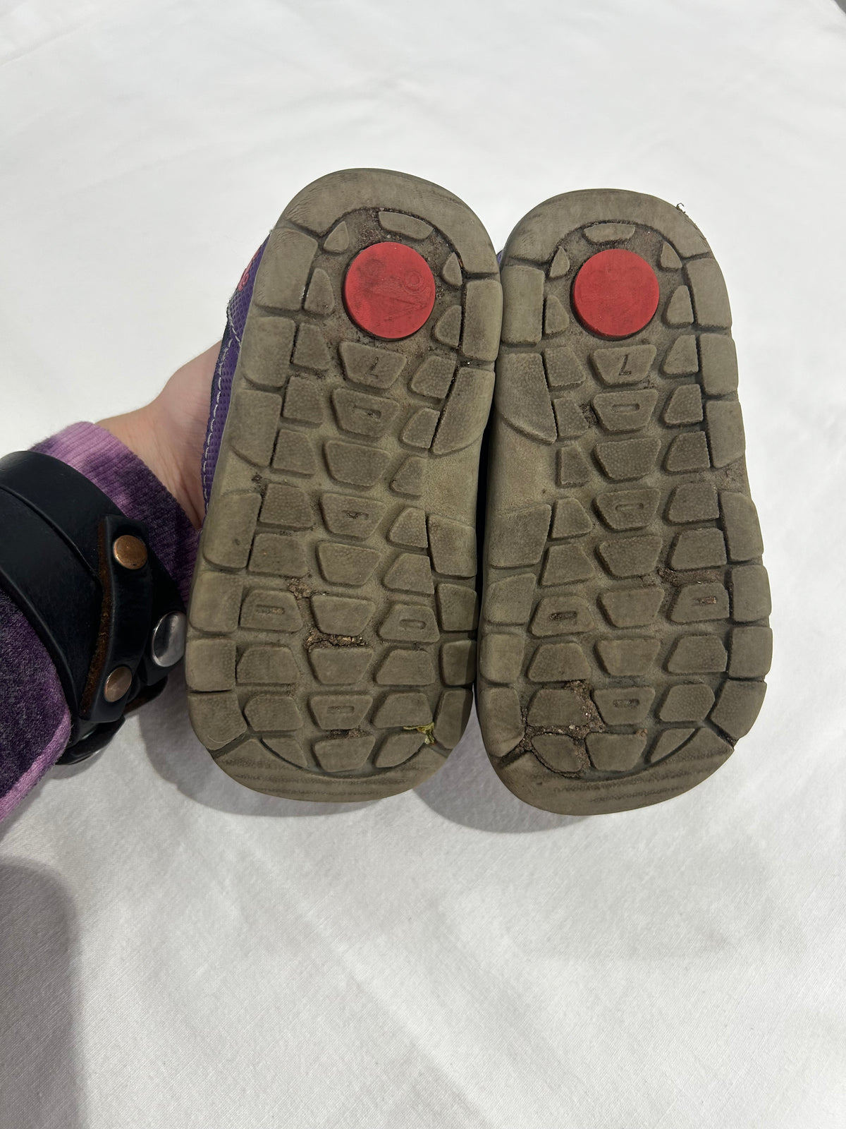 C7 Stride Rite purple shoes