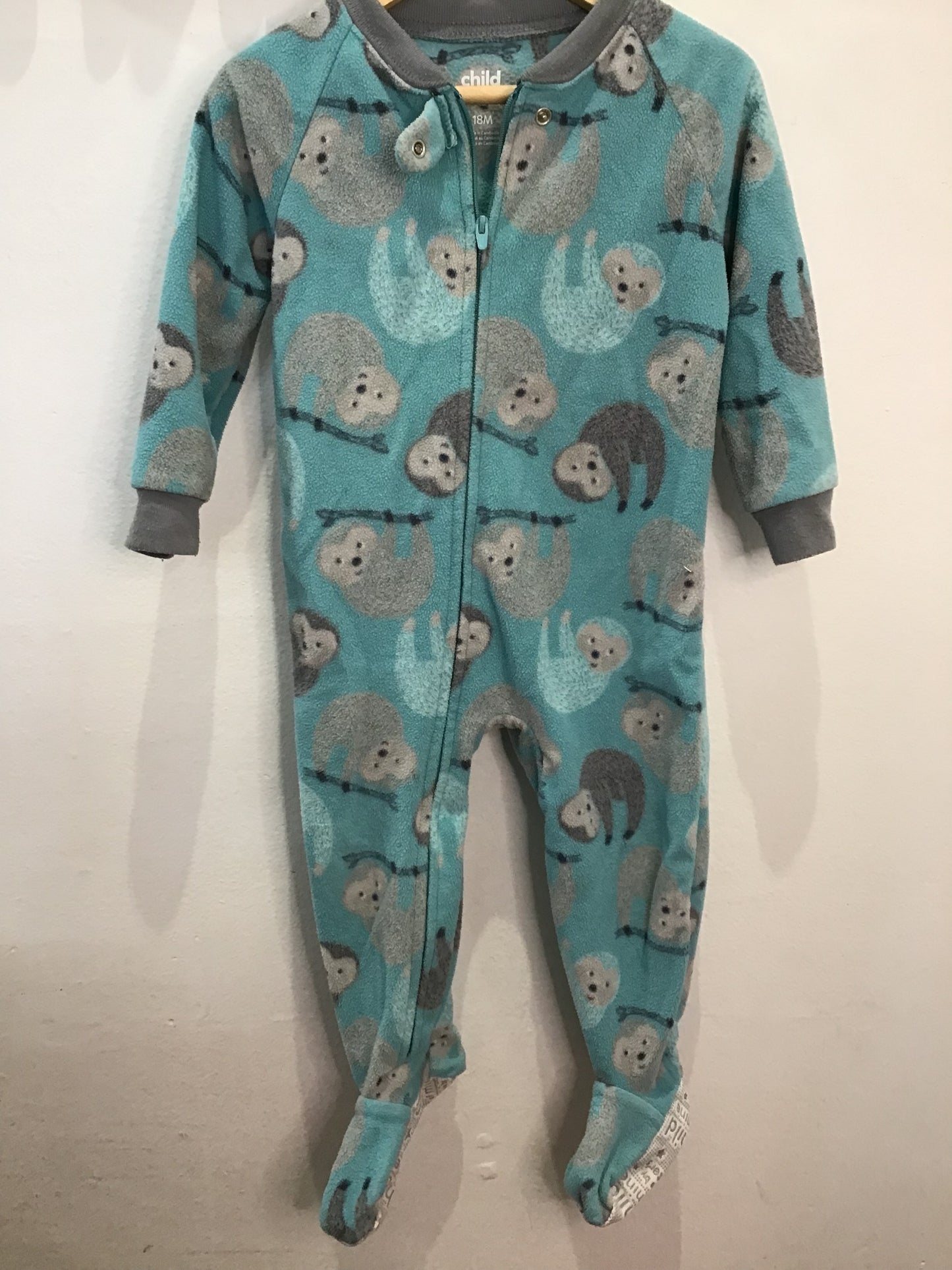 Sleeper sloth fleecy 18m