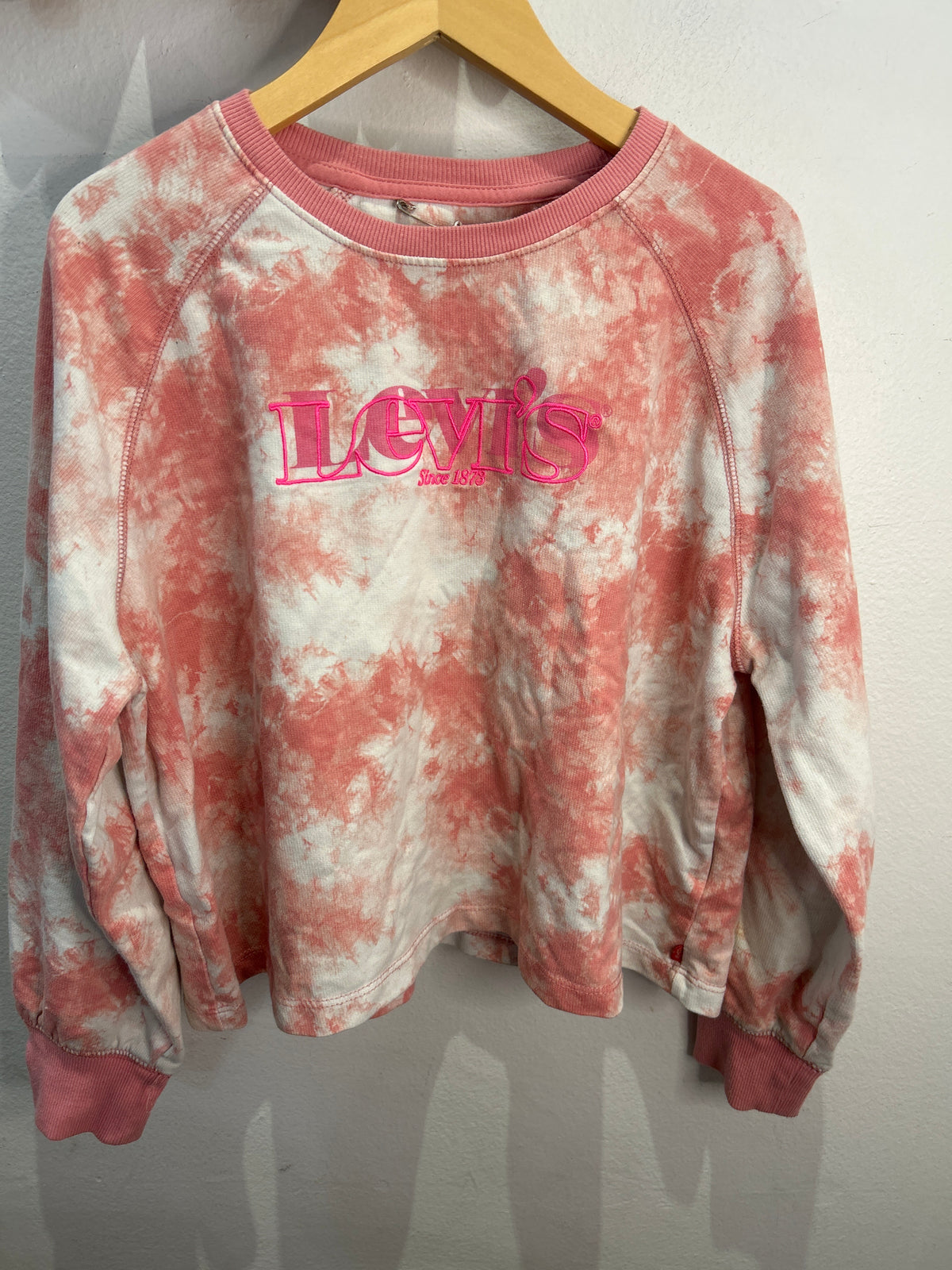 Levi's peach longsleeve 12-13y