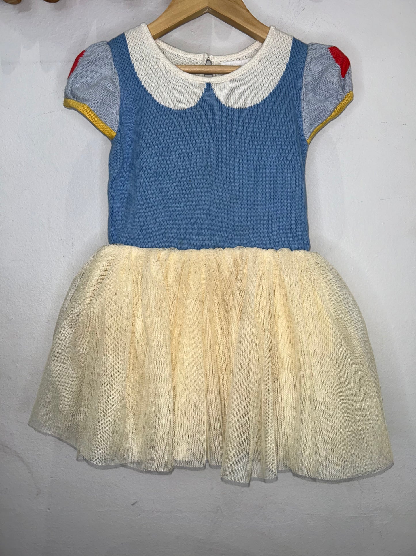 Snow White tulle dress 3y
