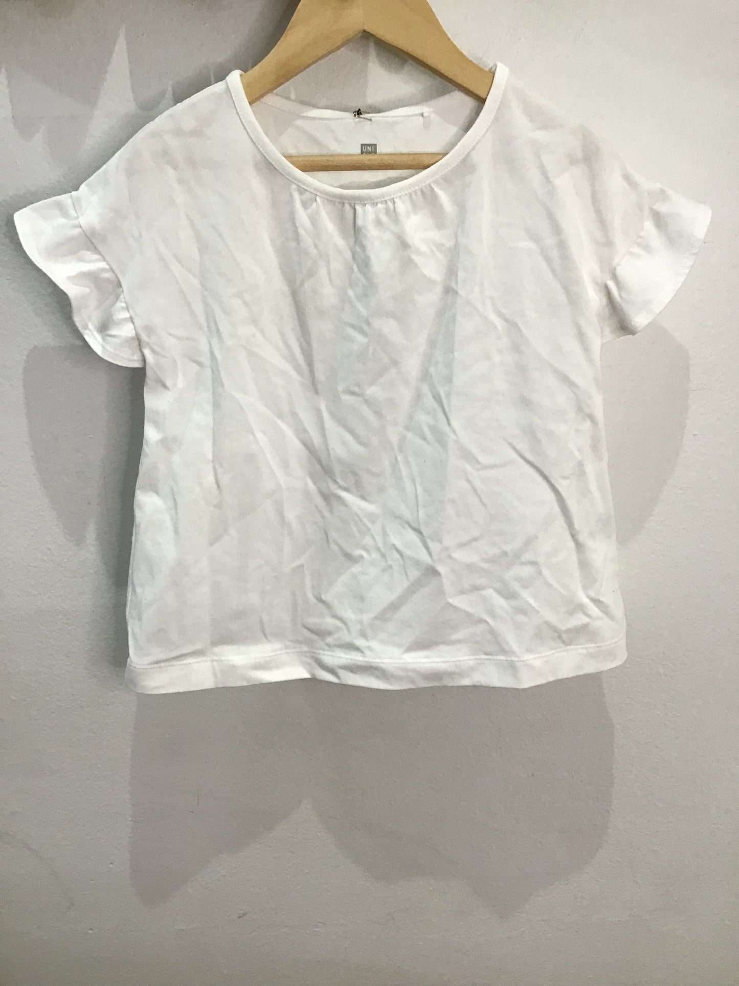 White flutter sleeve tee 3-4y