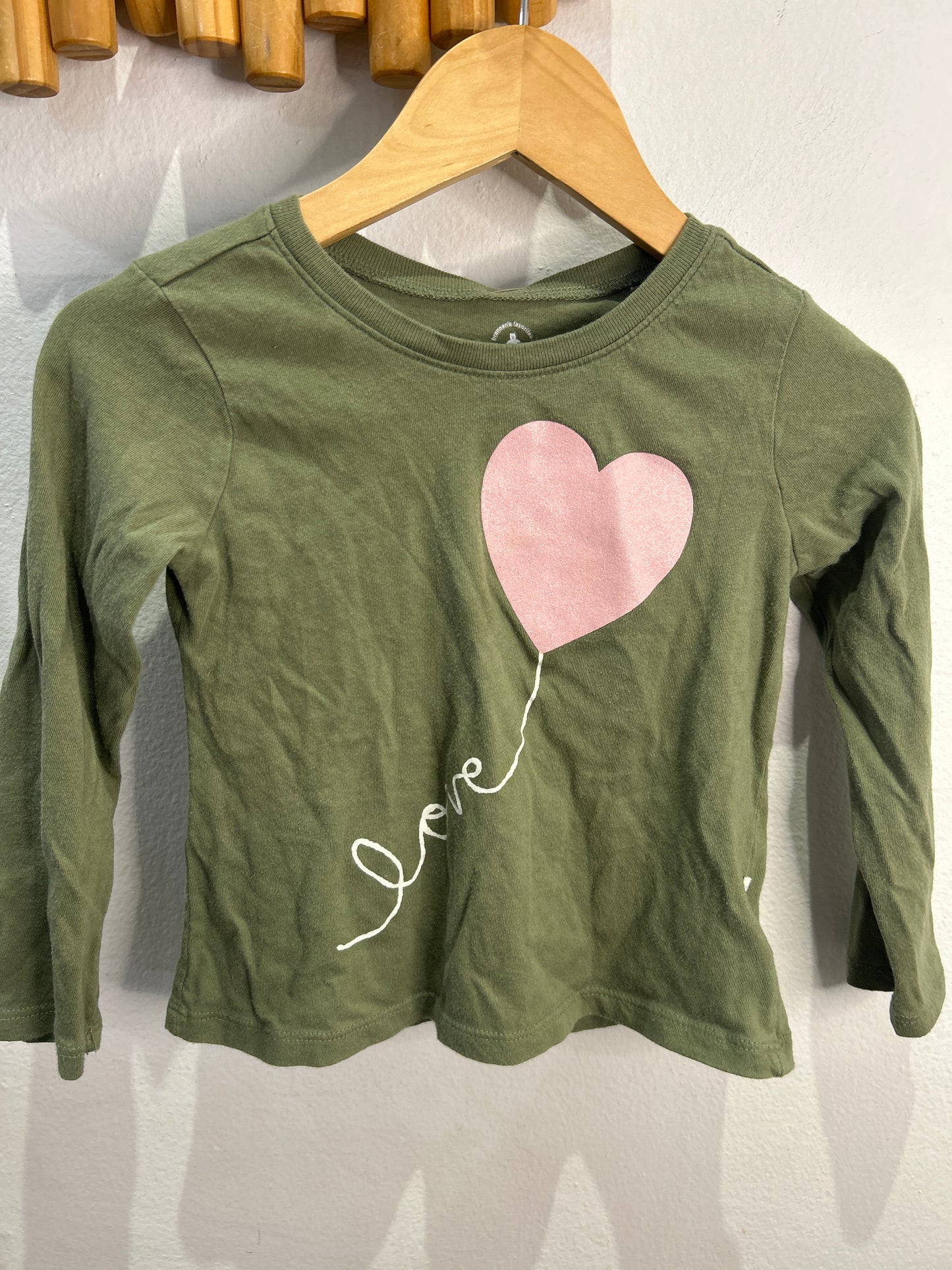 Green love sparkly longsleeve 4y