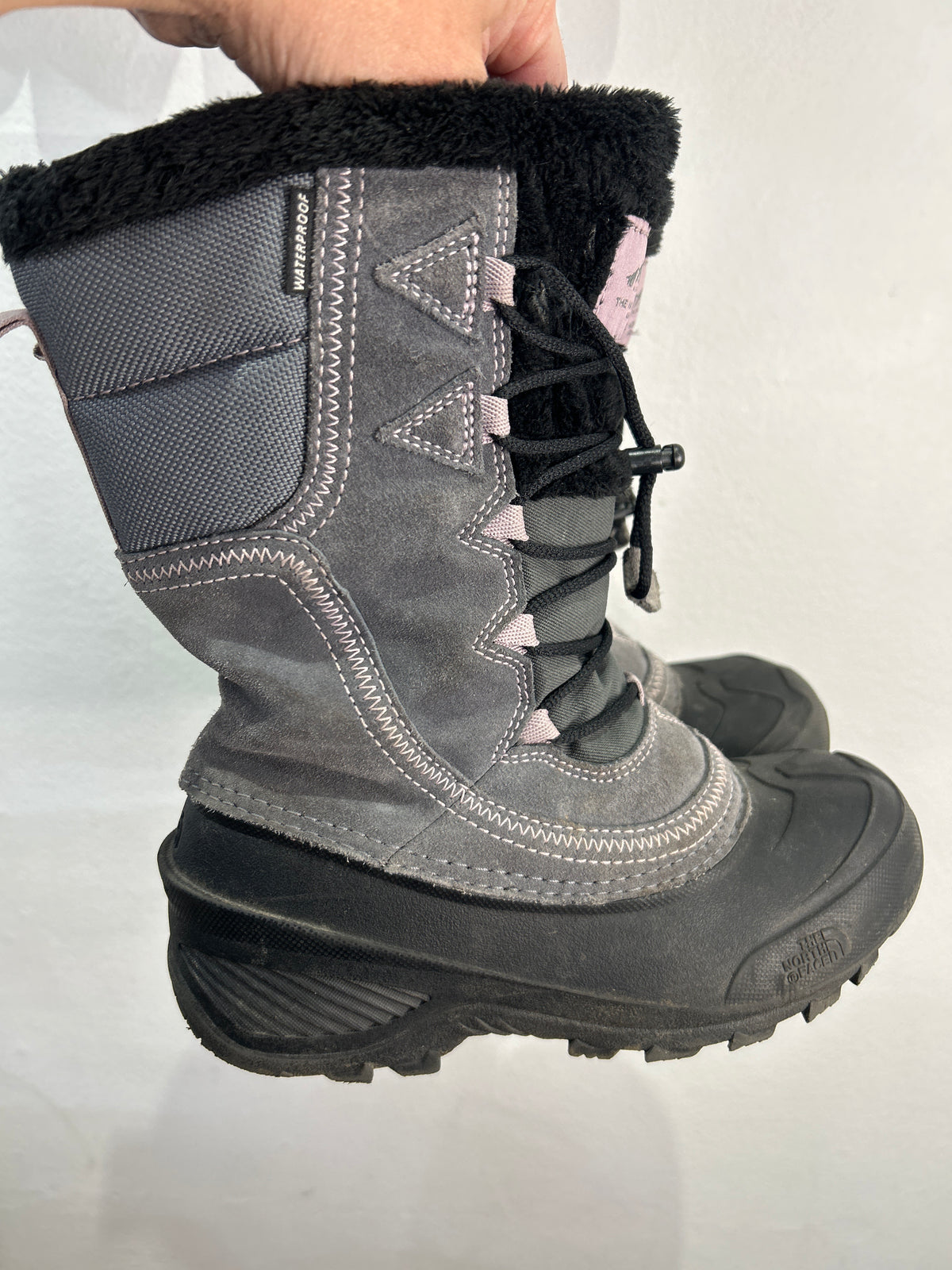 Y2 The North Face winter boots