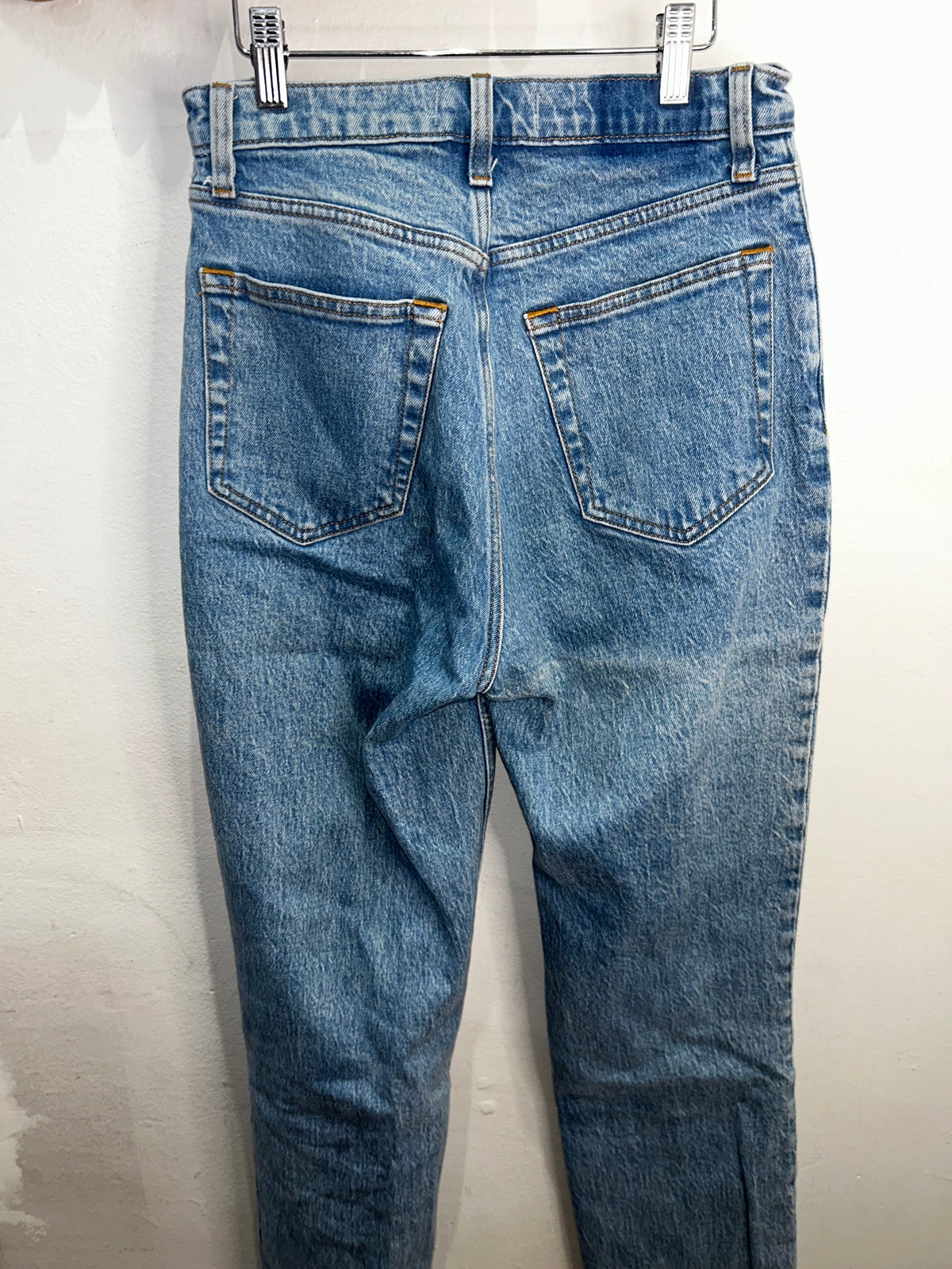 Light blue jeans 90s straight high rise- waist 27 4R