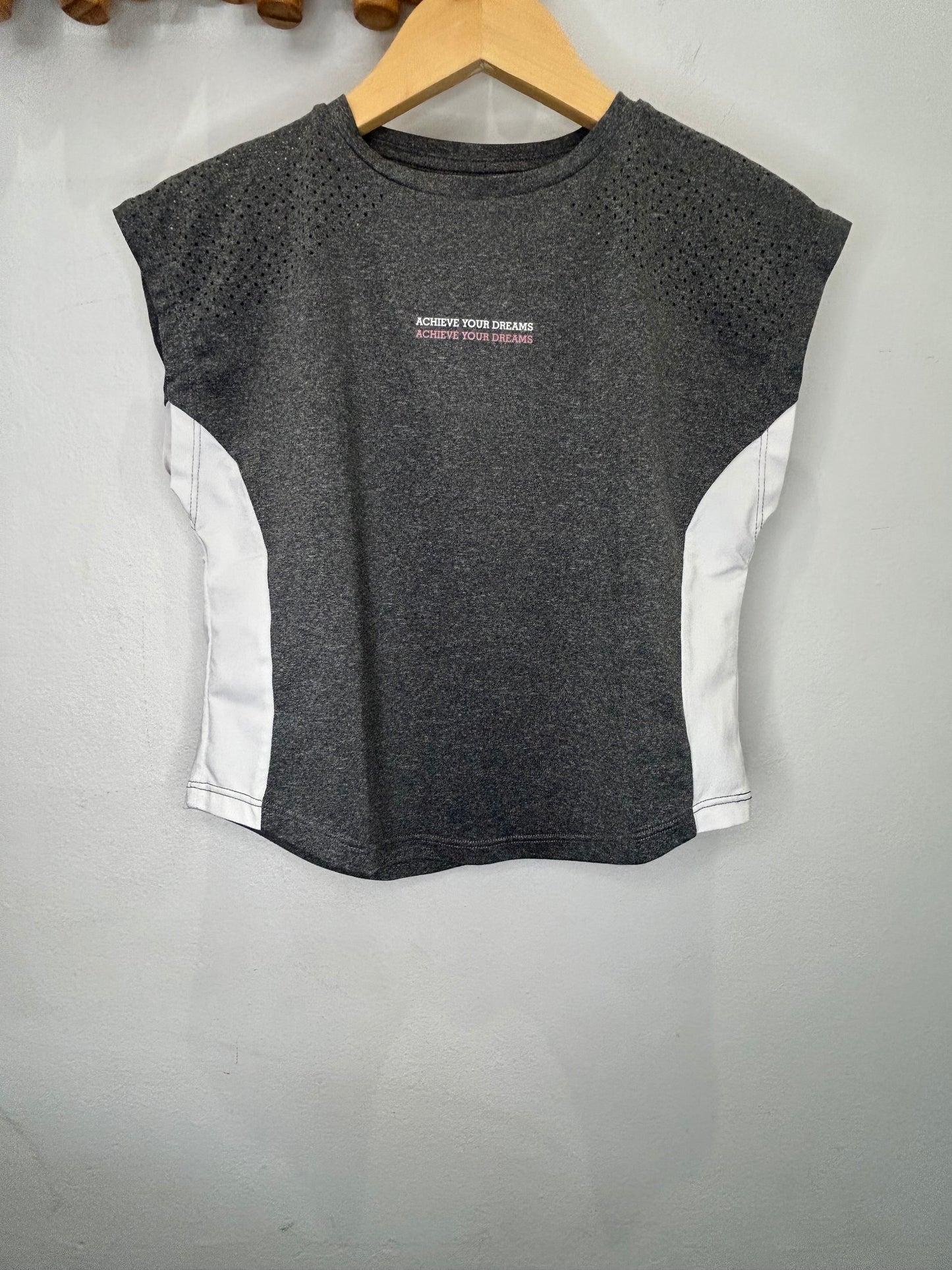 Achieve your dreams activewear tee 6y