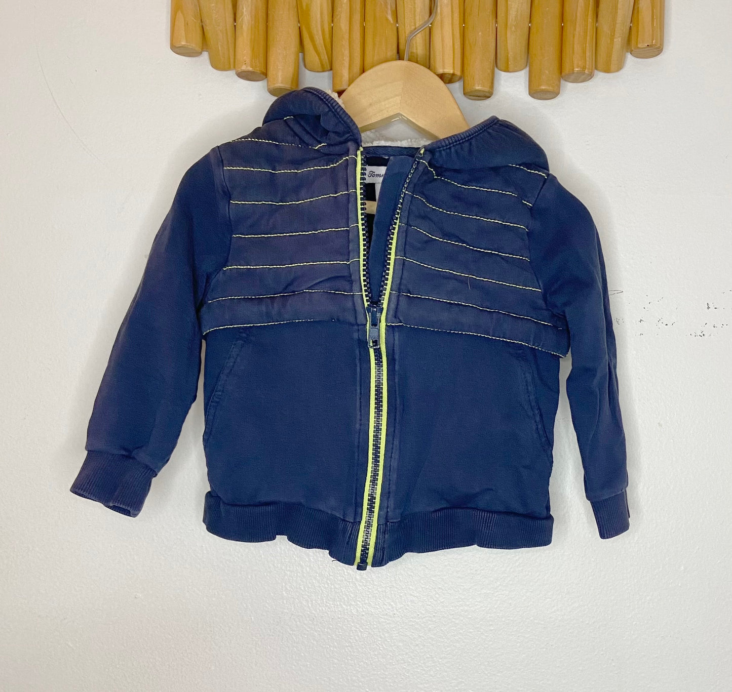 Tommy Bahamas navy sweatshirt 18m