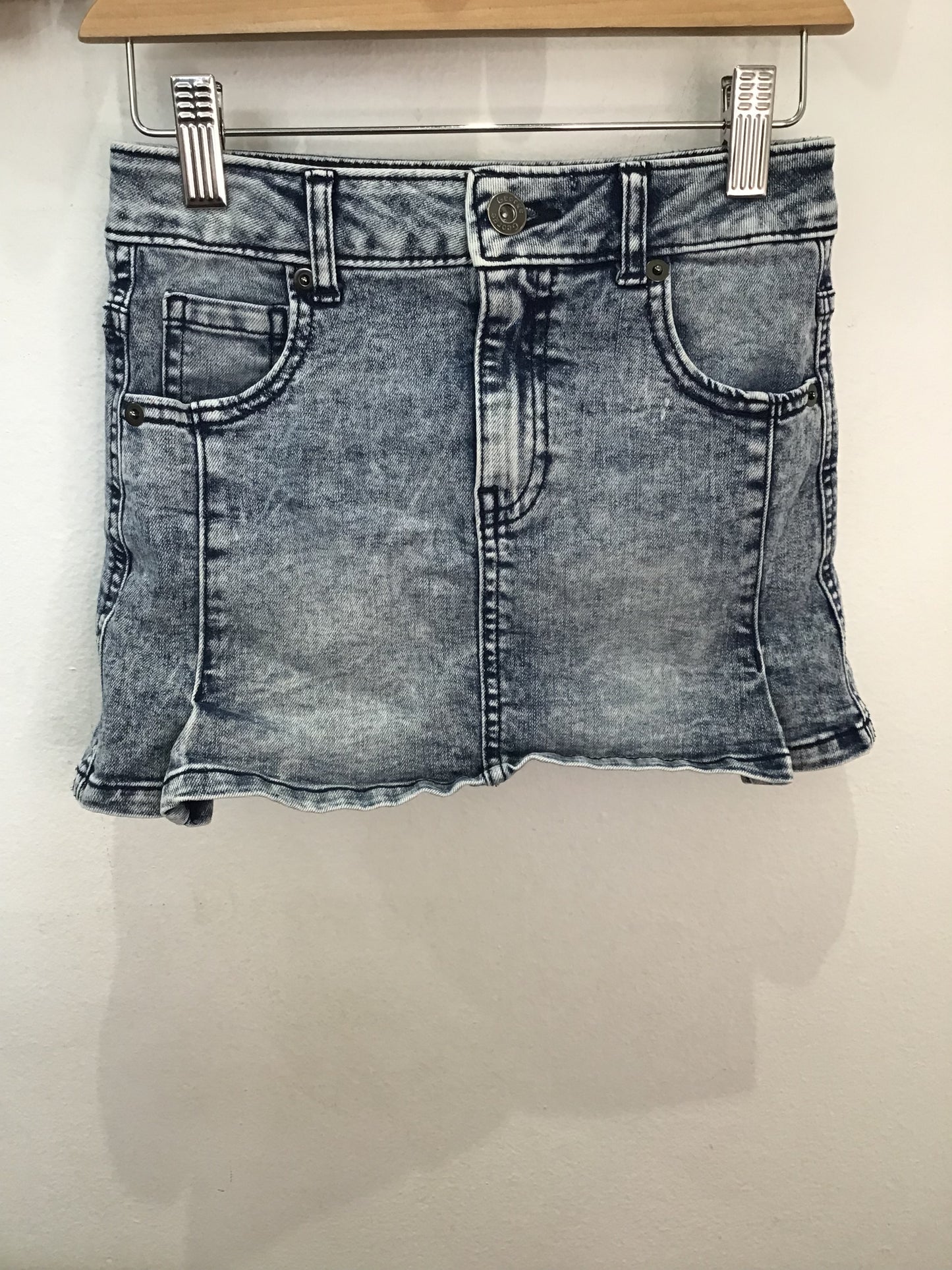 Acid wash denim skirt 7y