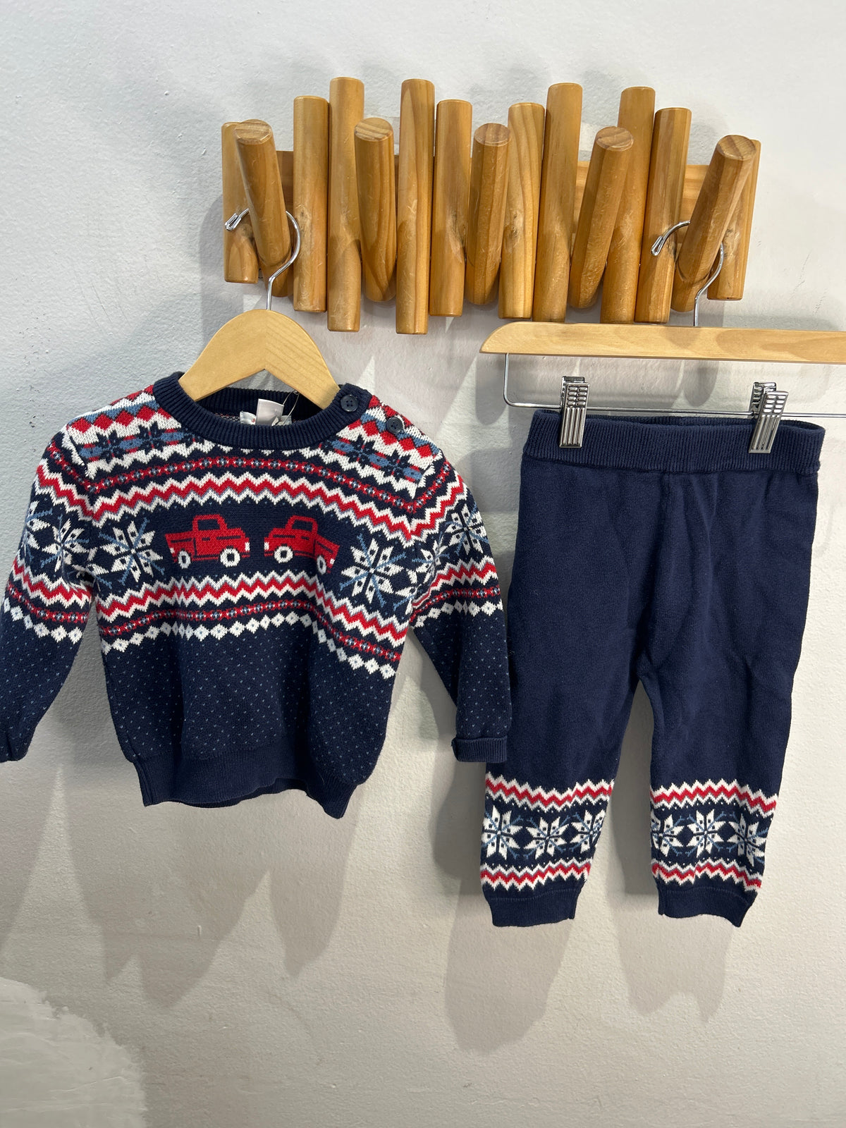 Blue print sweater set 12-18m