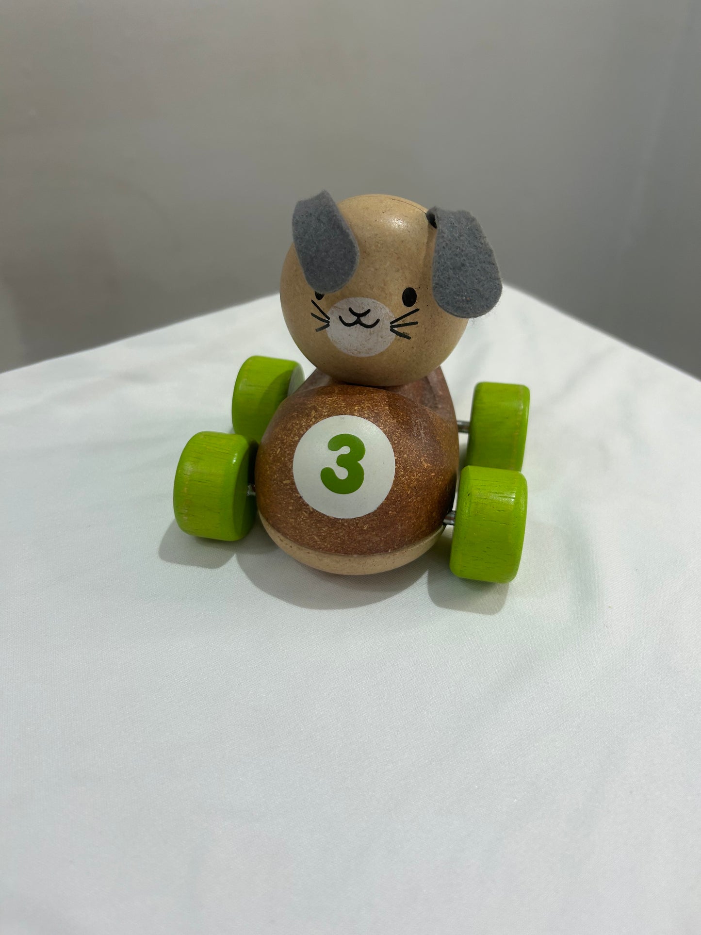 Plan Toys car rabbit