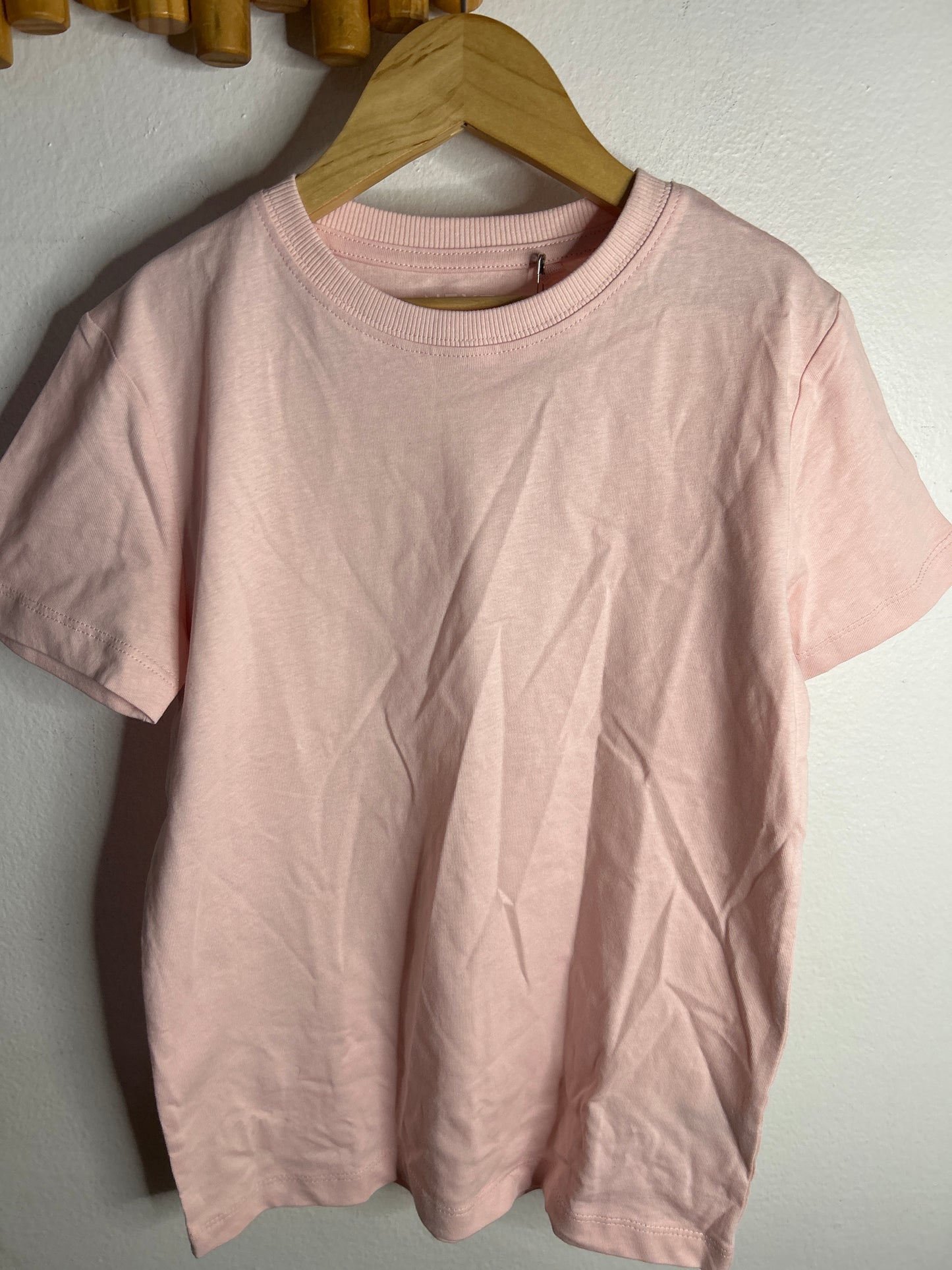 Light pink tee 7y