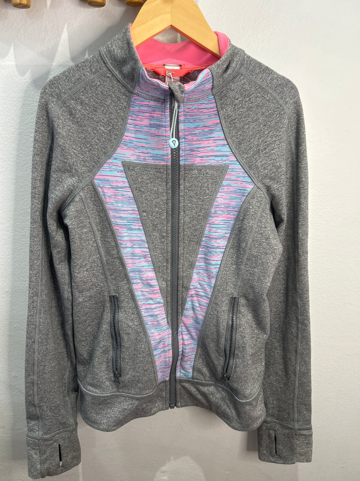 Ivivva grey activewear zipup with pattern 12y