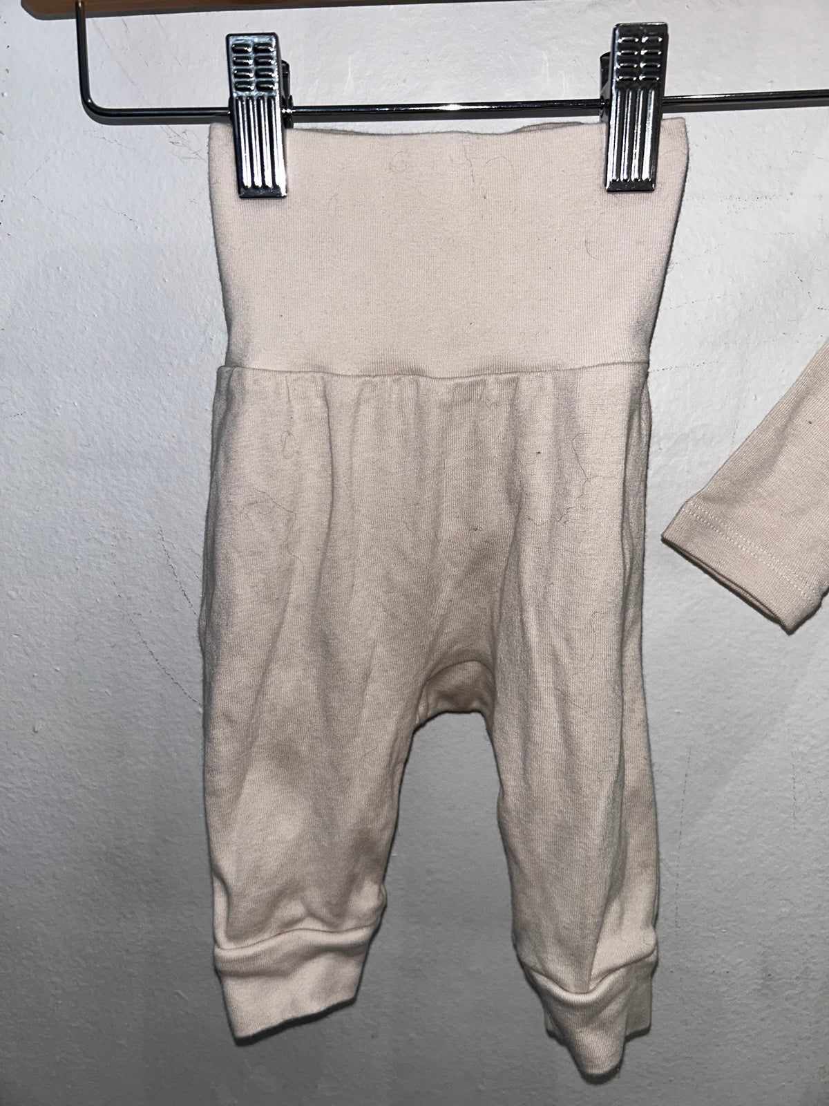 Cream onesie set 1-2m