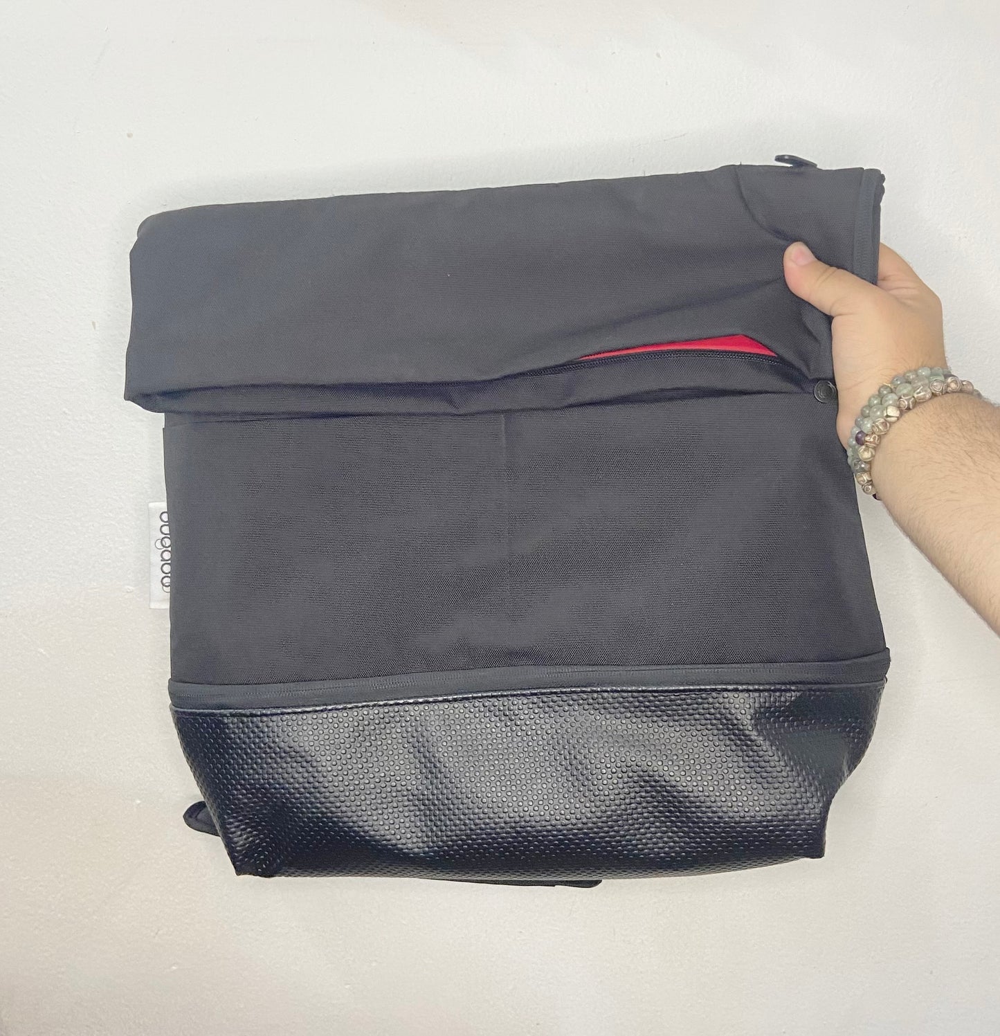 Bugaboo changing messenger bag