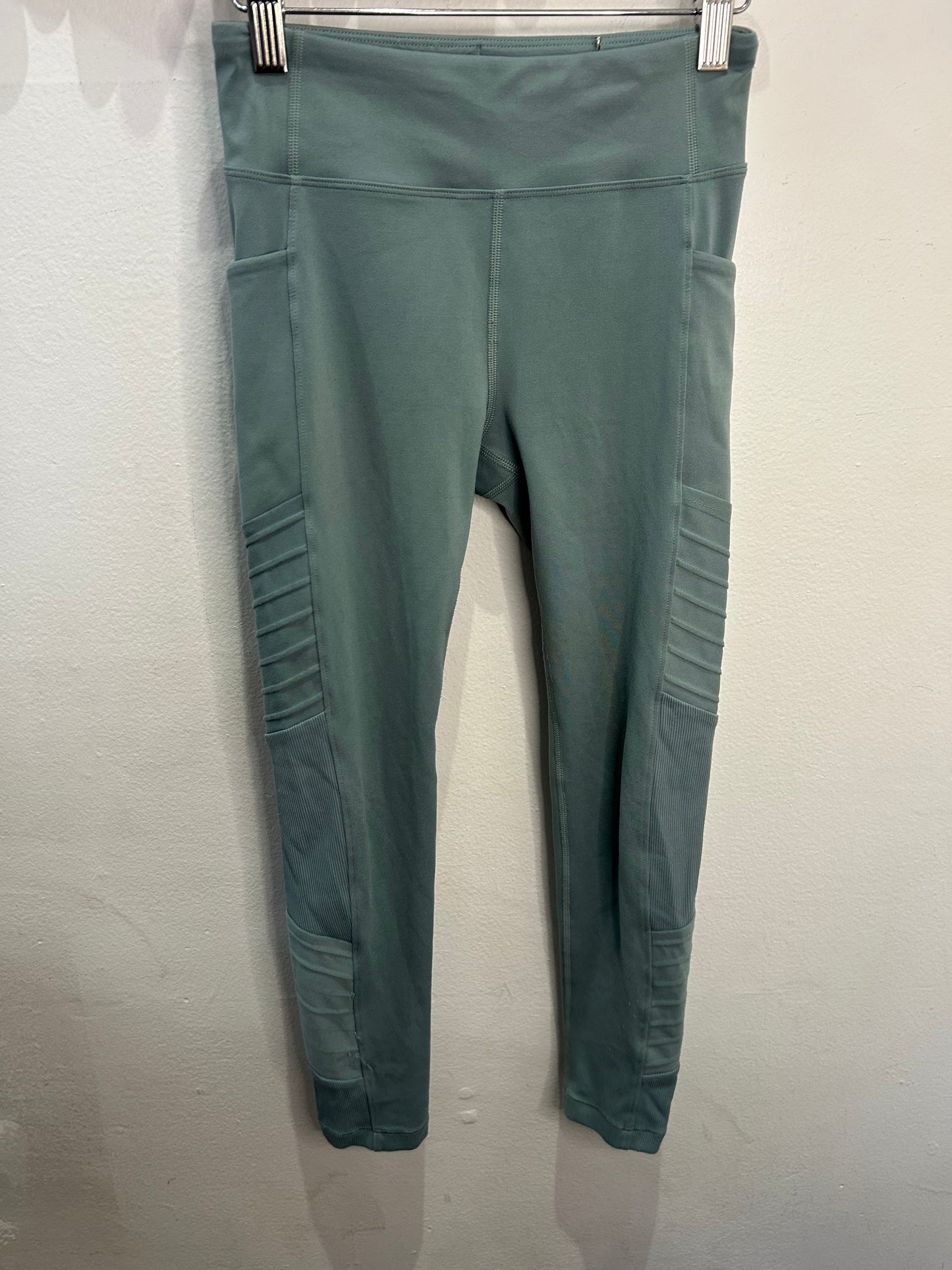 Sage activewear leggings 8-10y