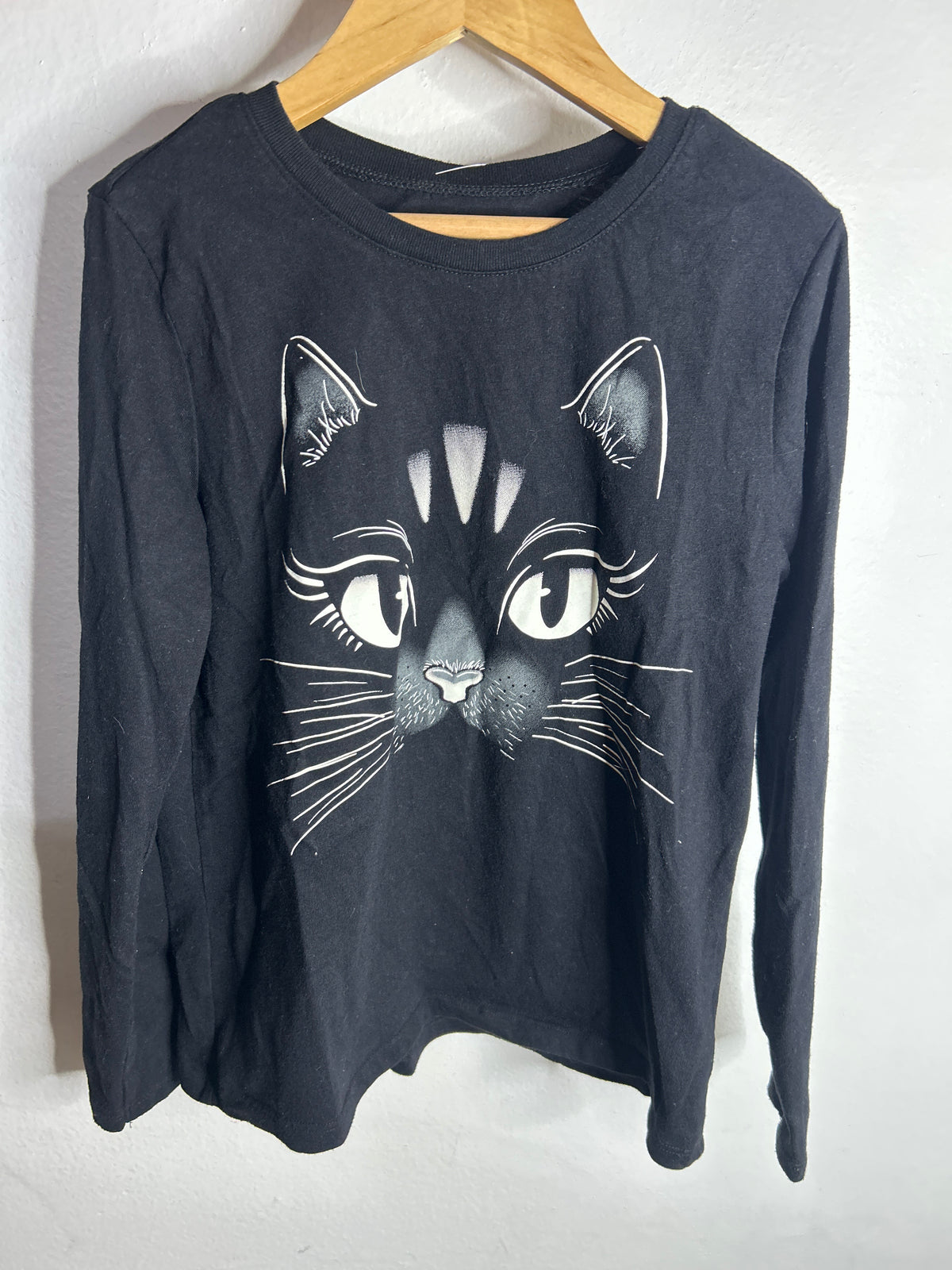 Black cat longsleeve 7-8y