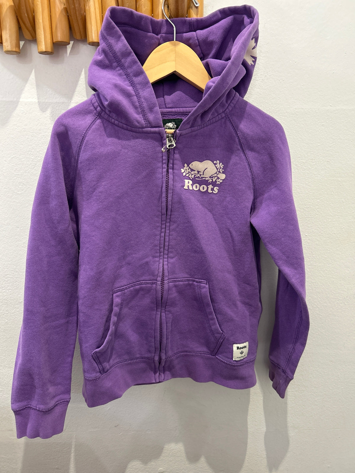Roots purple sweatshirt 9-10y