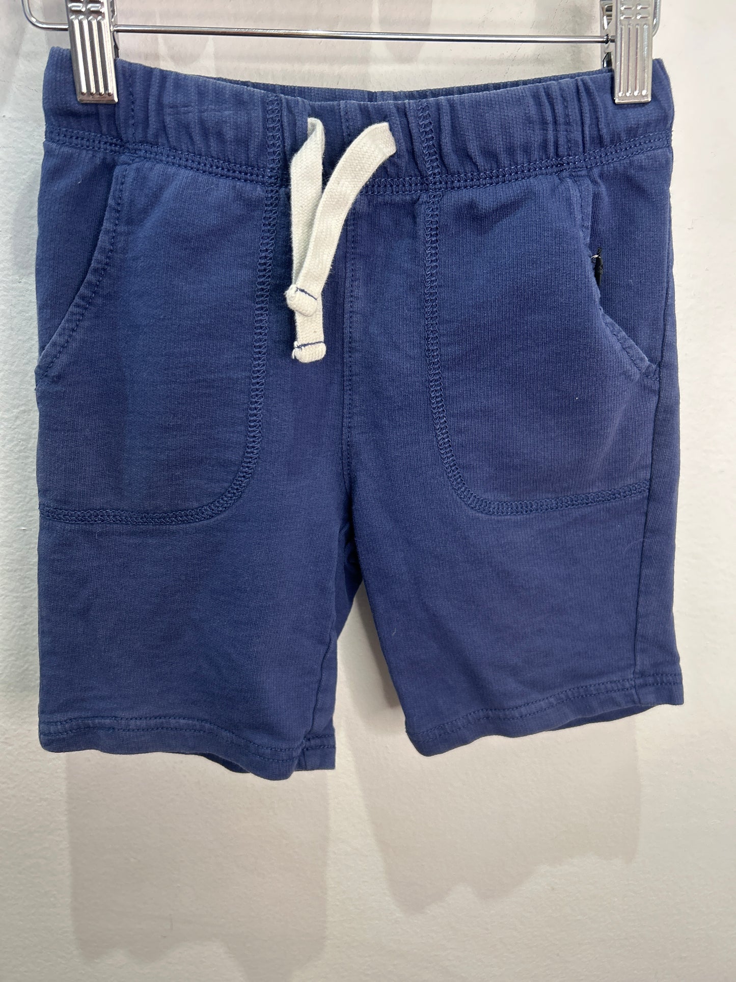 Blue big pocket shorts 6y