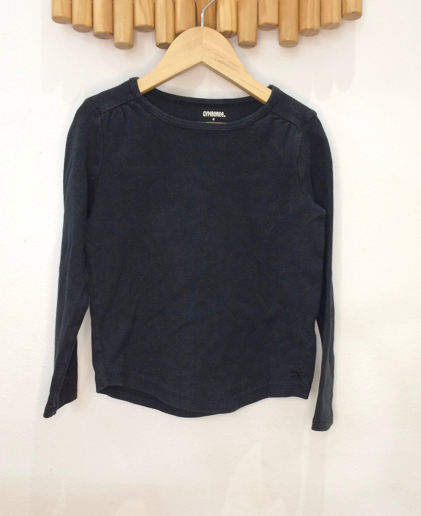 Thick black longsleeve (girls) 6y