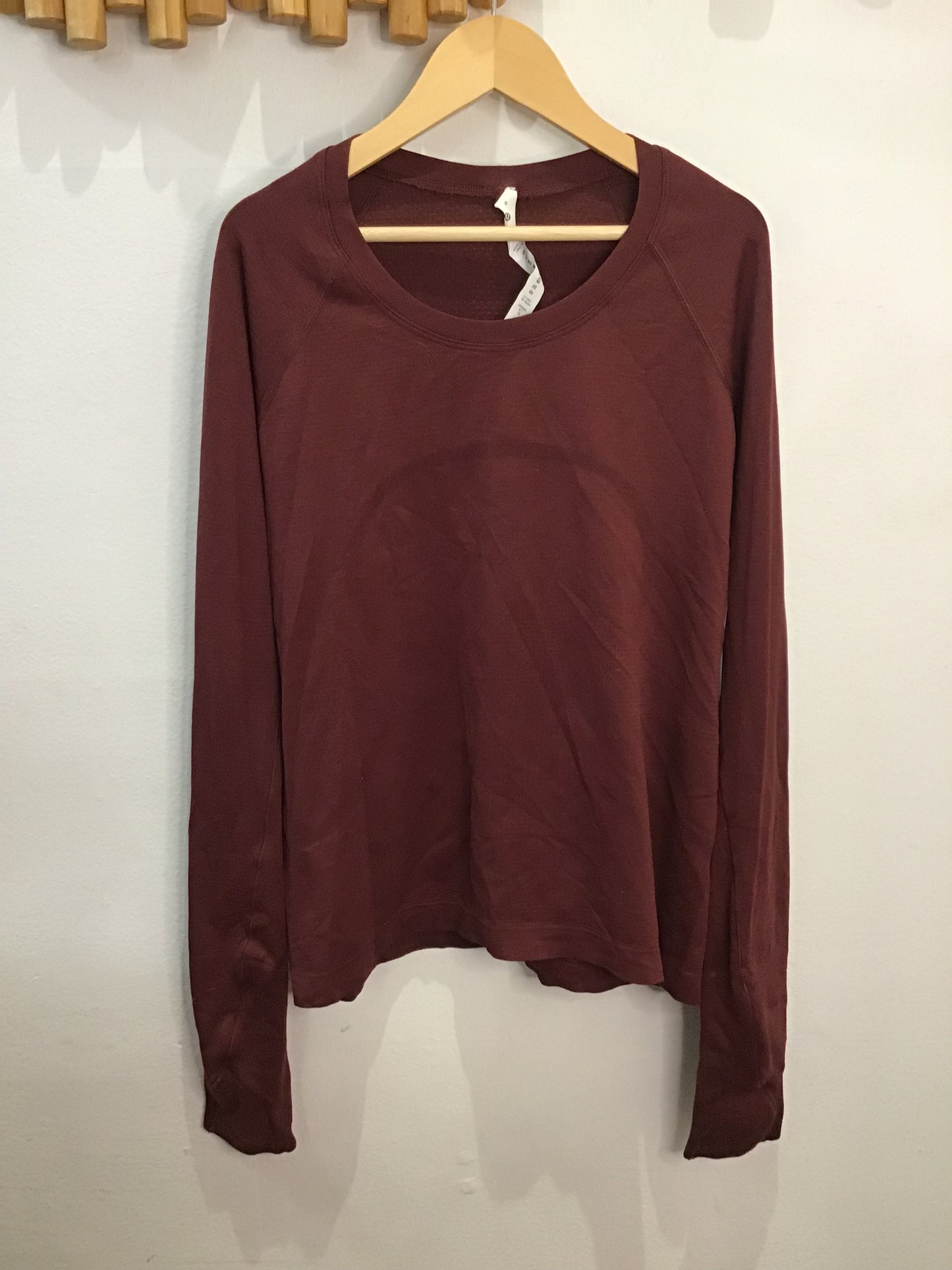 Lululemon swiftly longsleeve maroon size 8