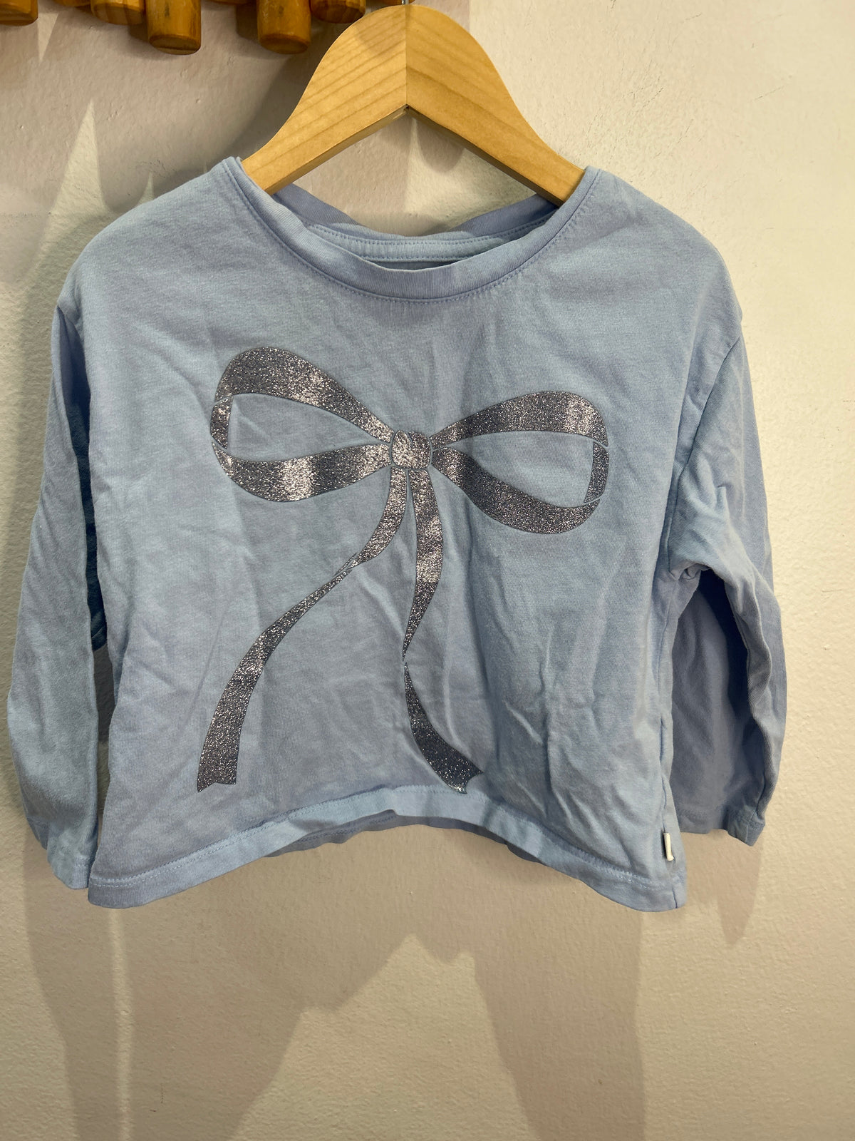 Sparkly bow longsleeve 3y