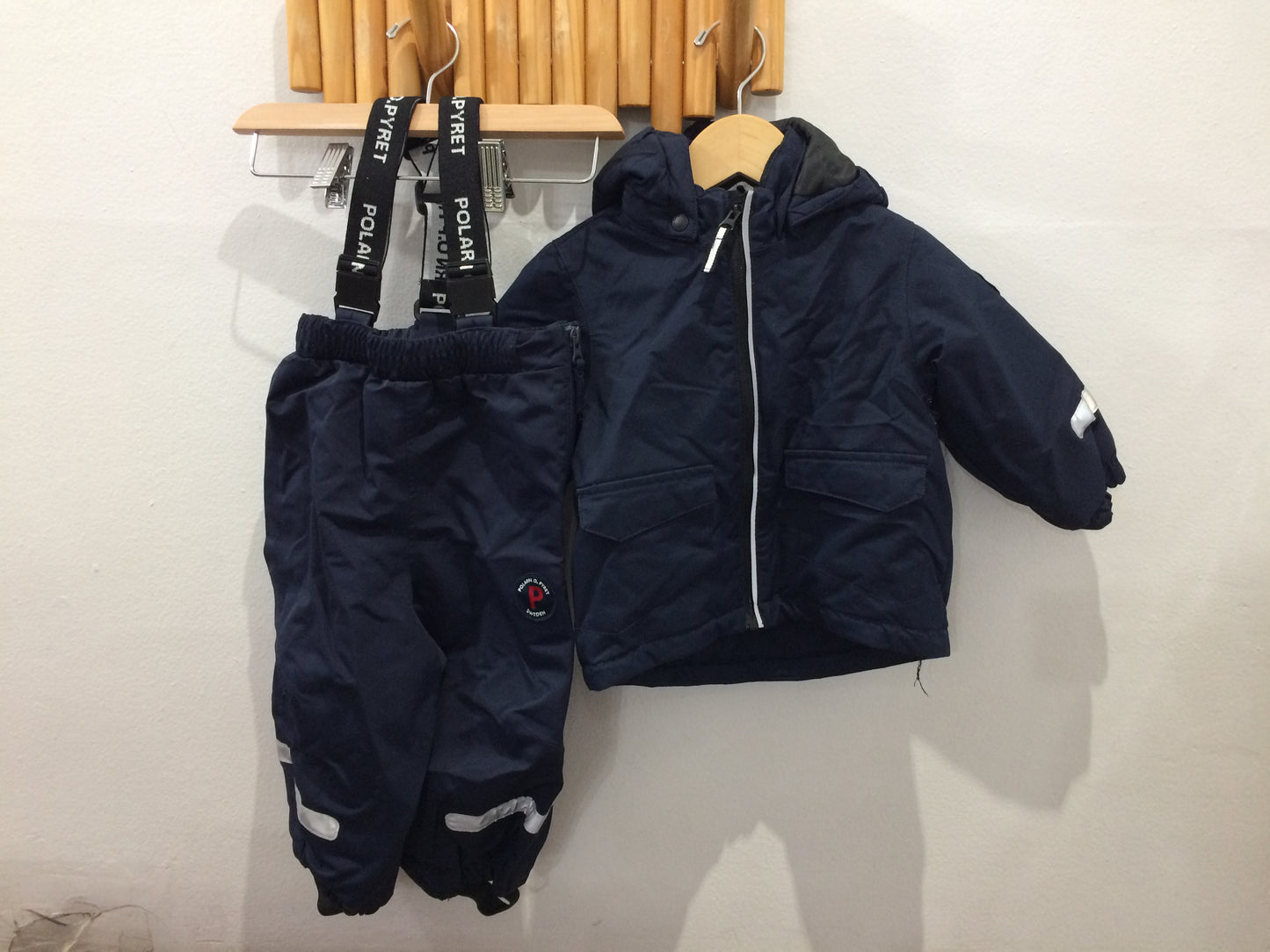 Polarn o Pyret navy snowpants 9-12m